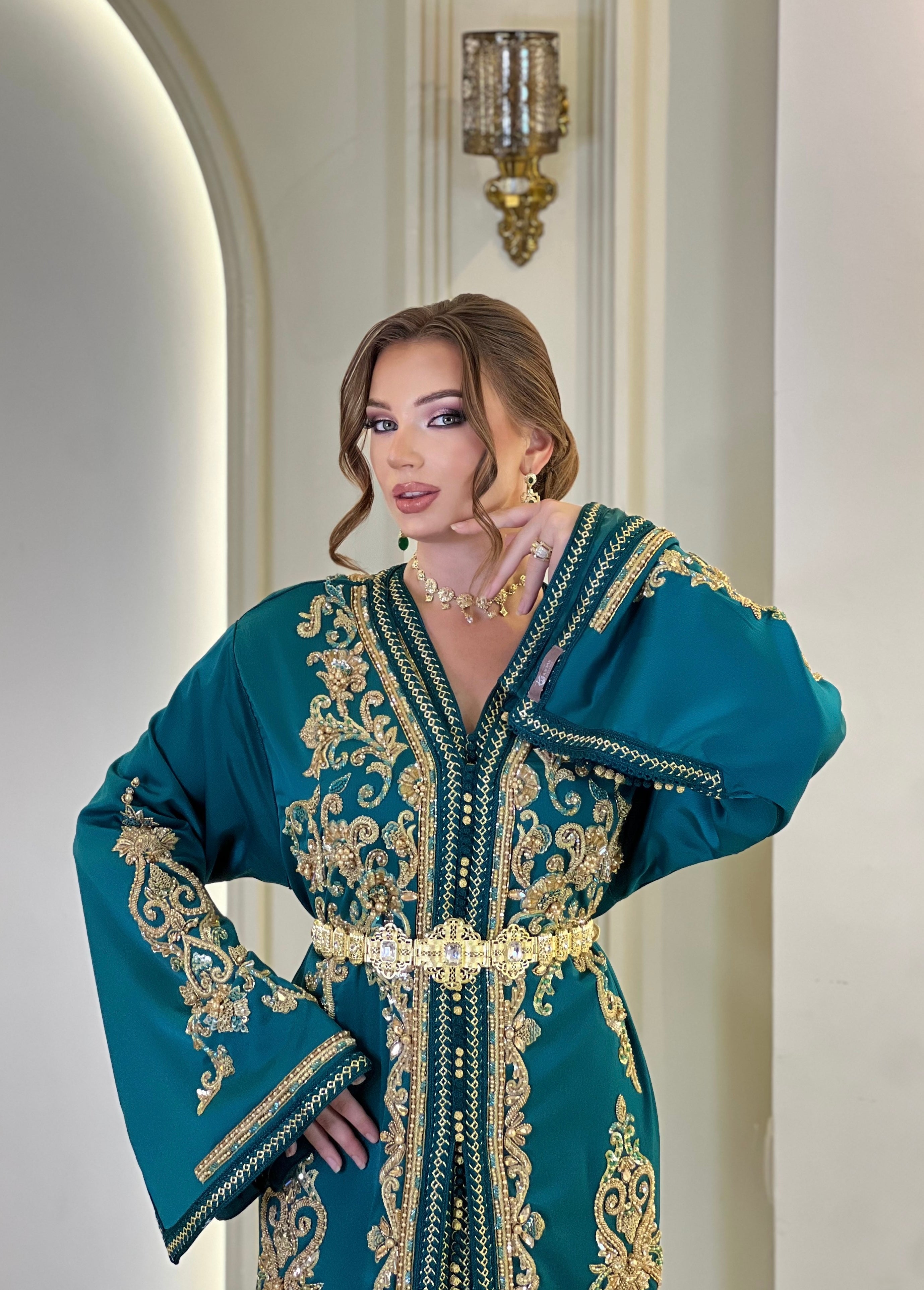 Exclusive Takchita Lamis