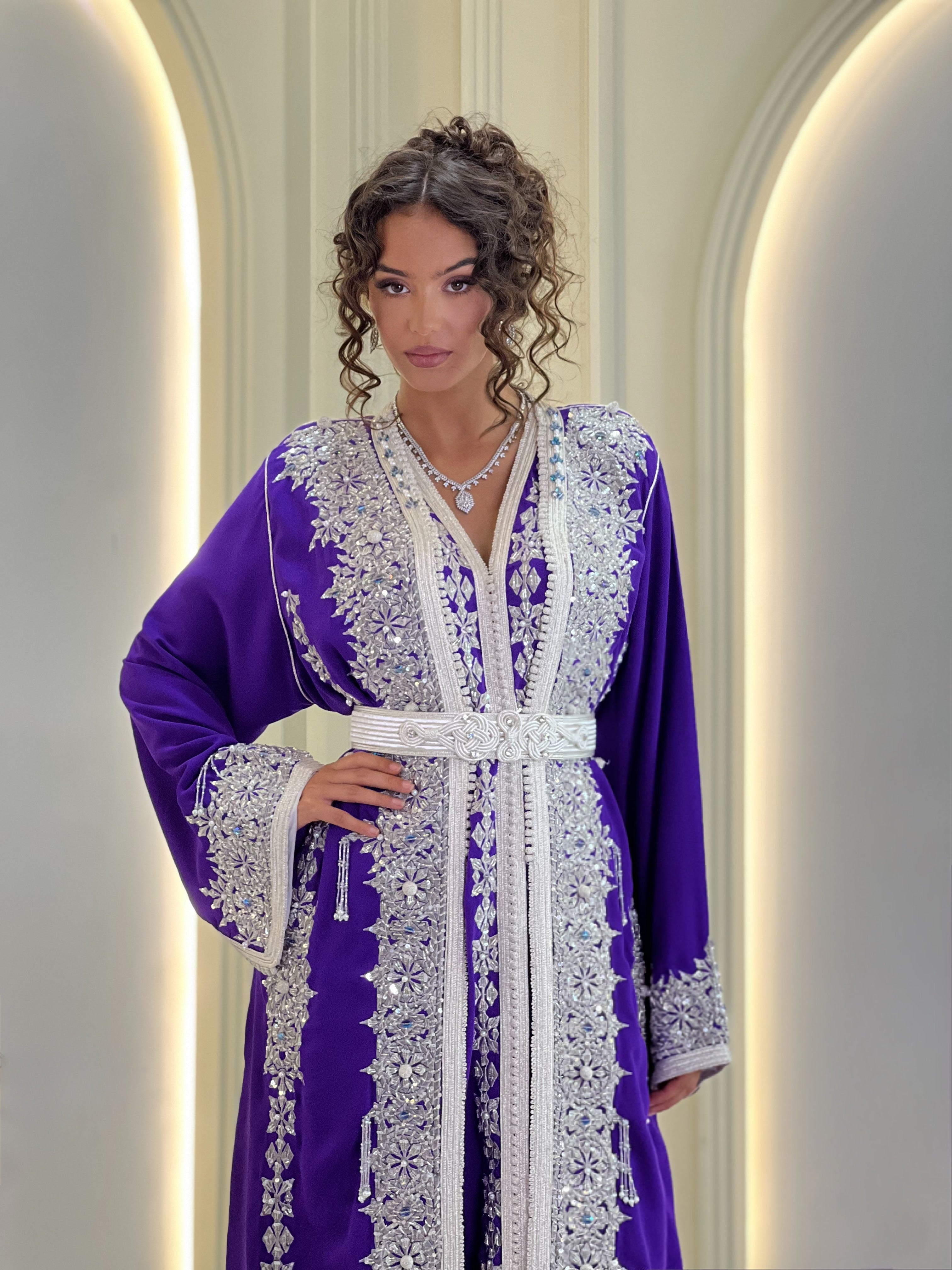 Exclusive Takchita Alae