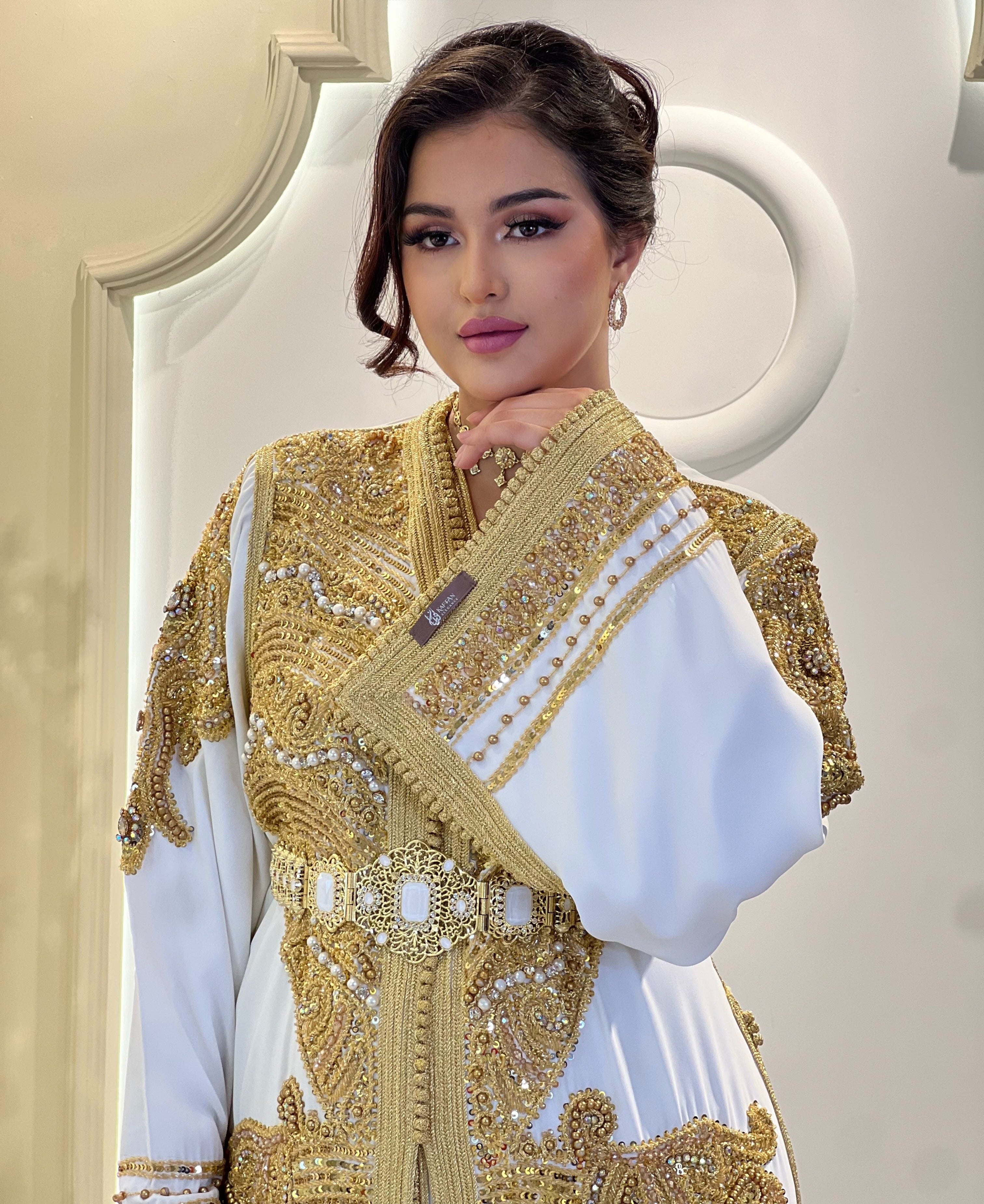 Exclusive Takchita Ana