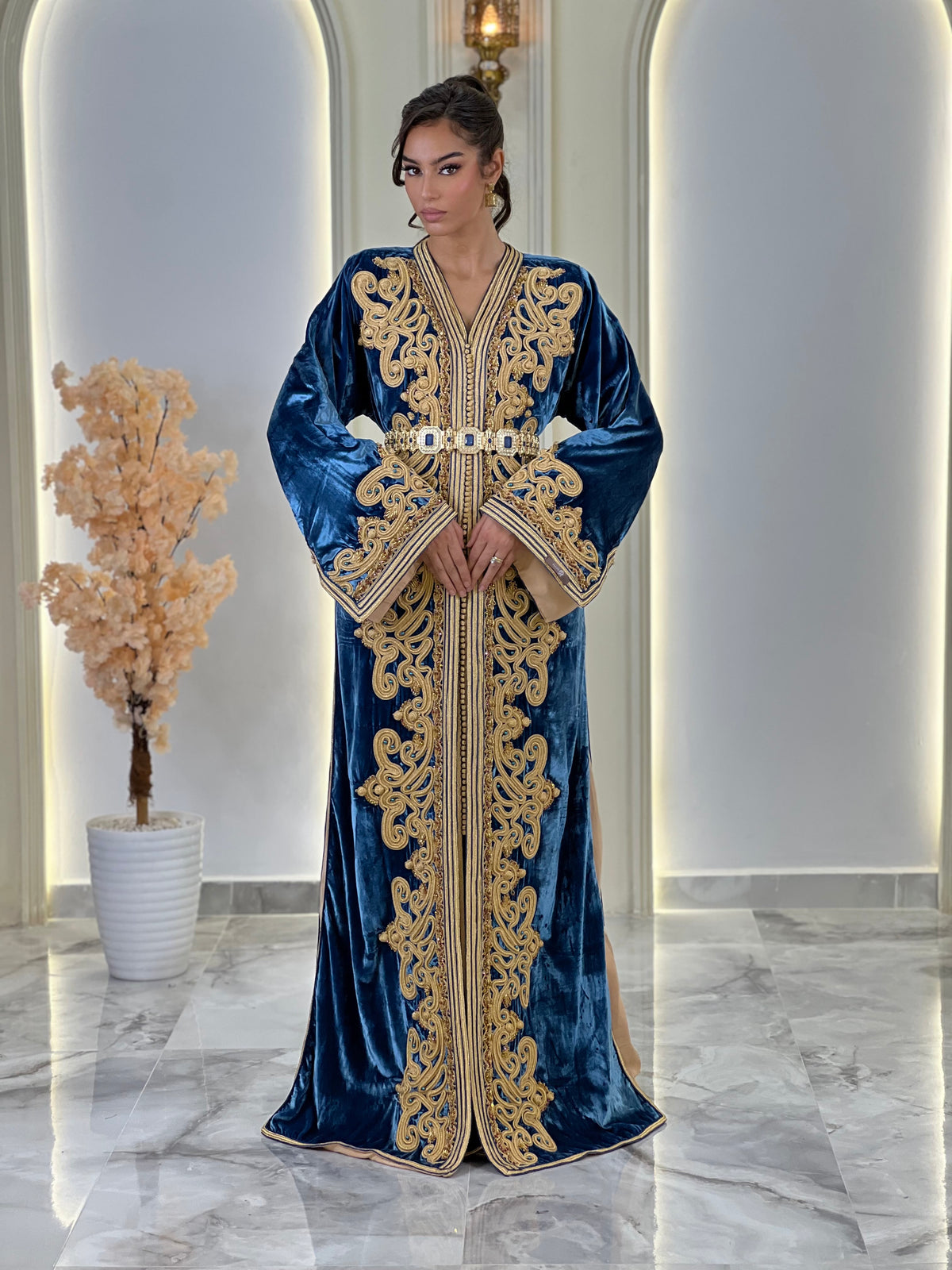 Veloria, lebsa marroquí de terciopelo – vista 6 | Kaftan Elegance