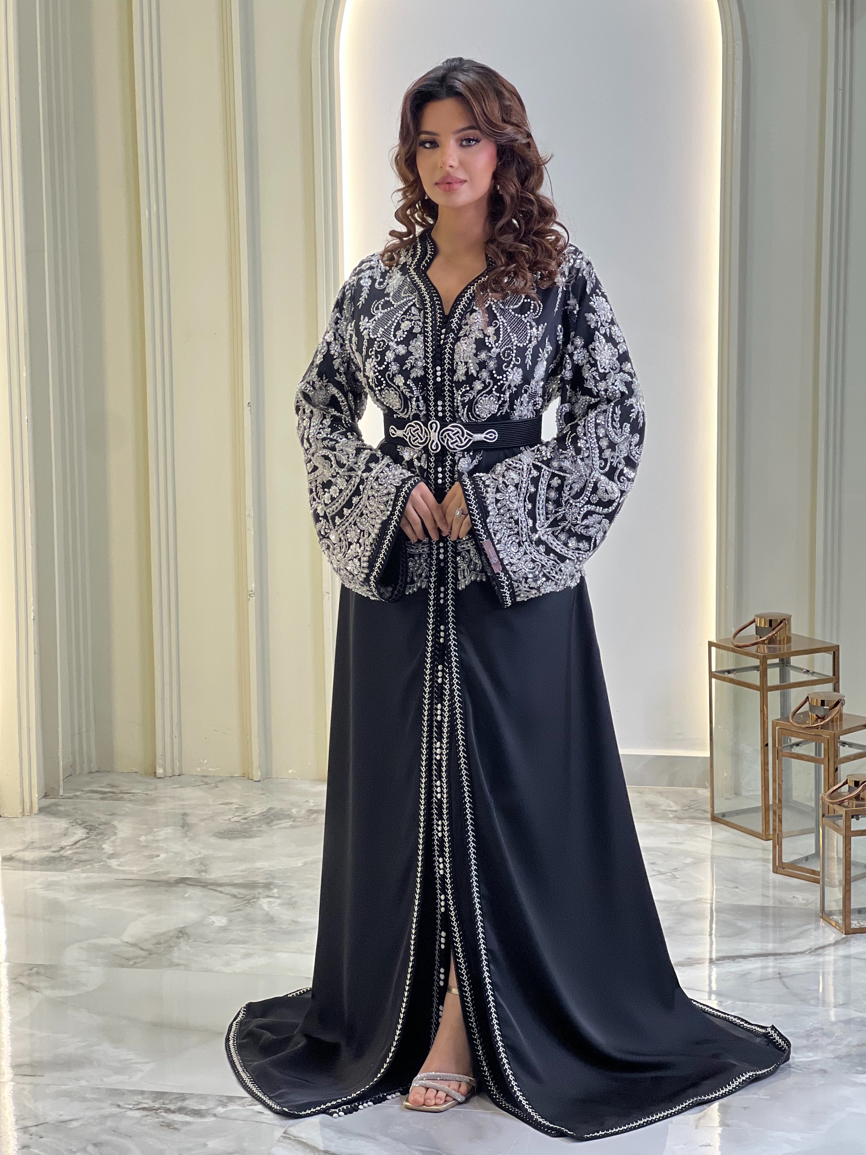 Nerissa Negro y Plata