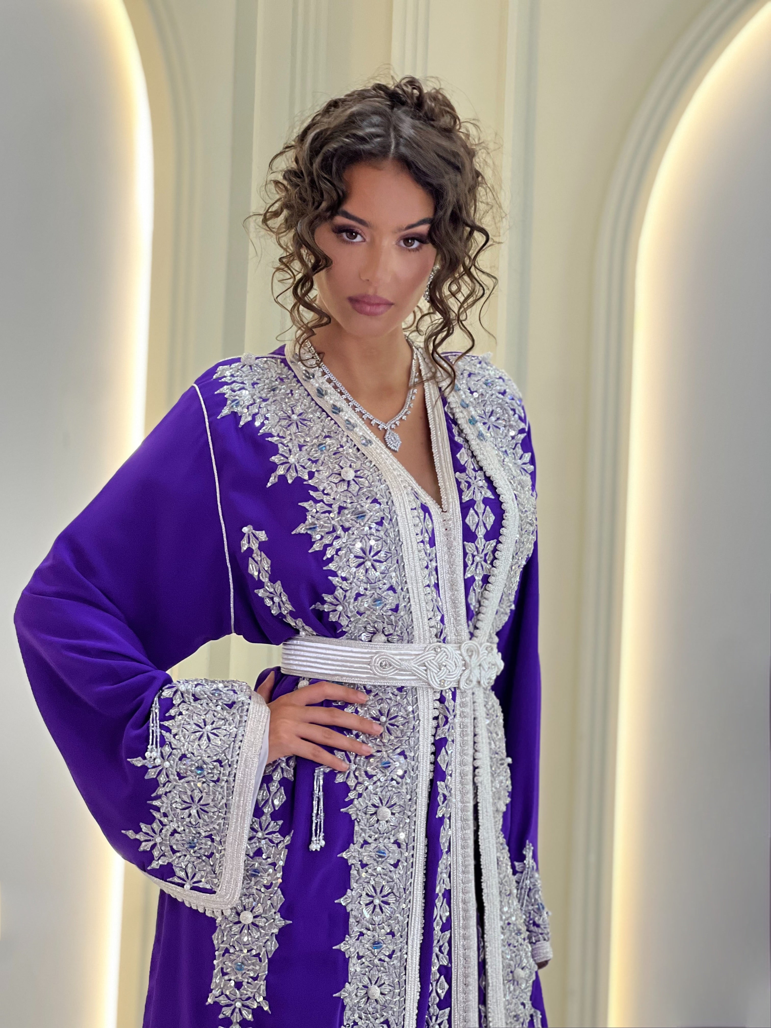 Exclusive Takchita Alae