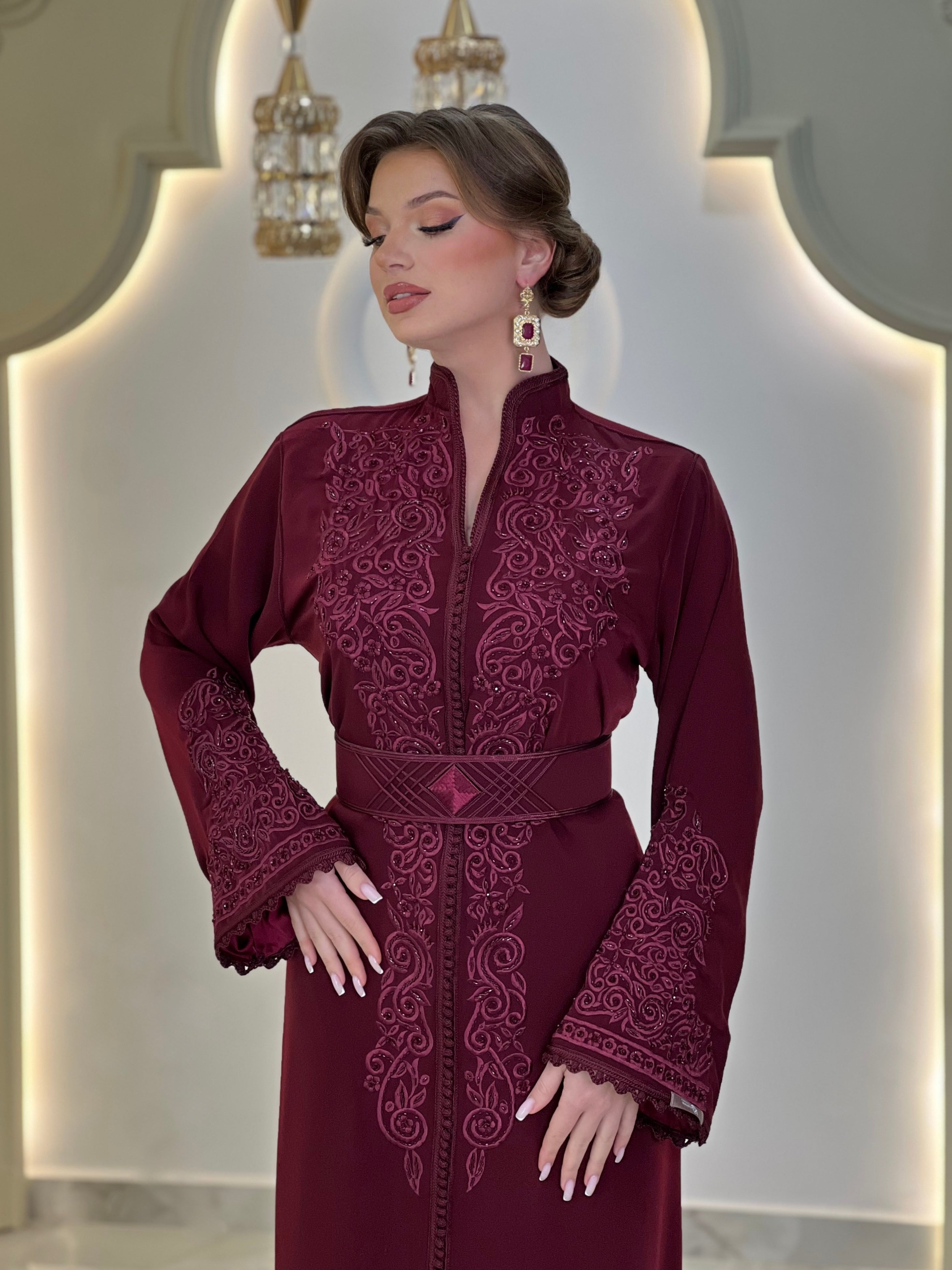 Alma Burgundy