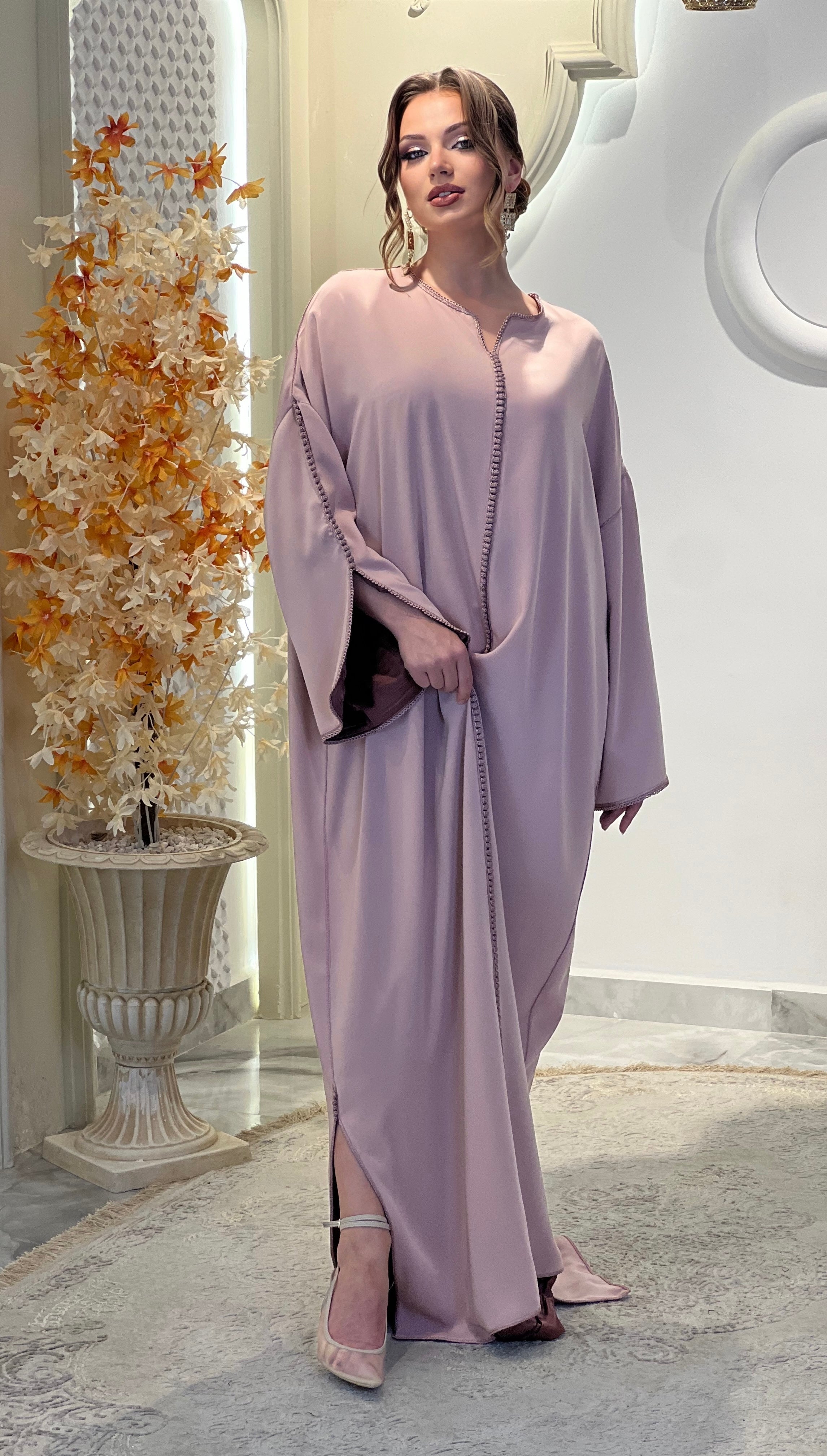 Nayla Pink
