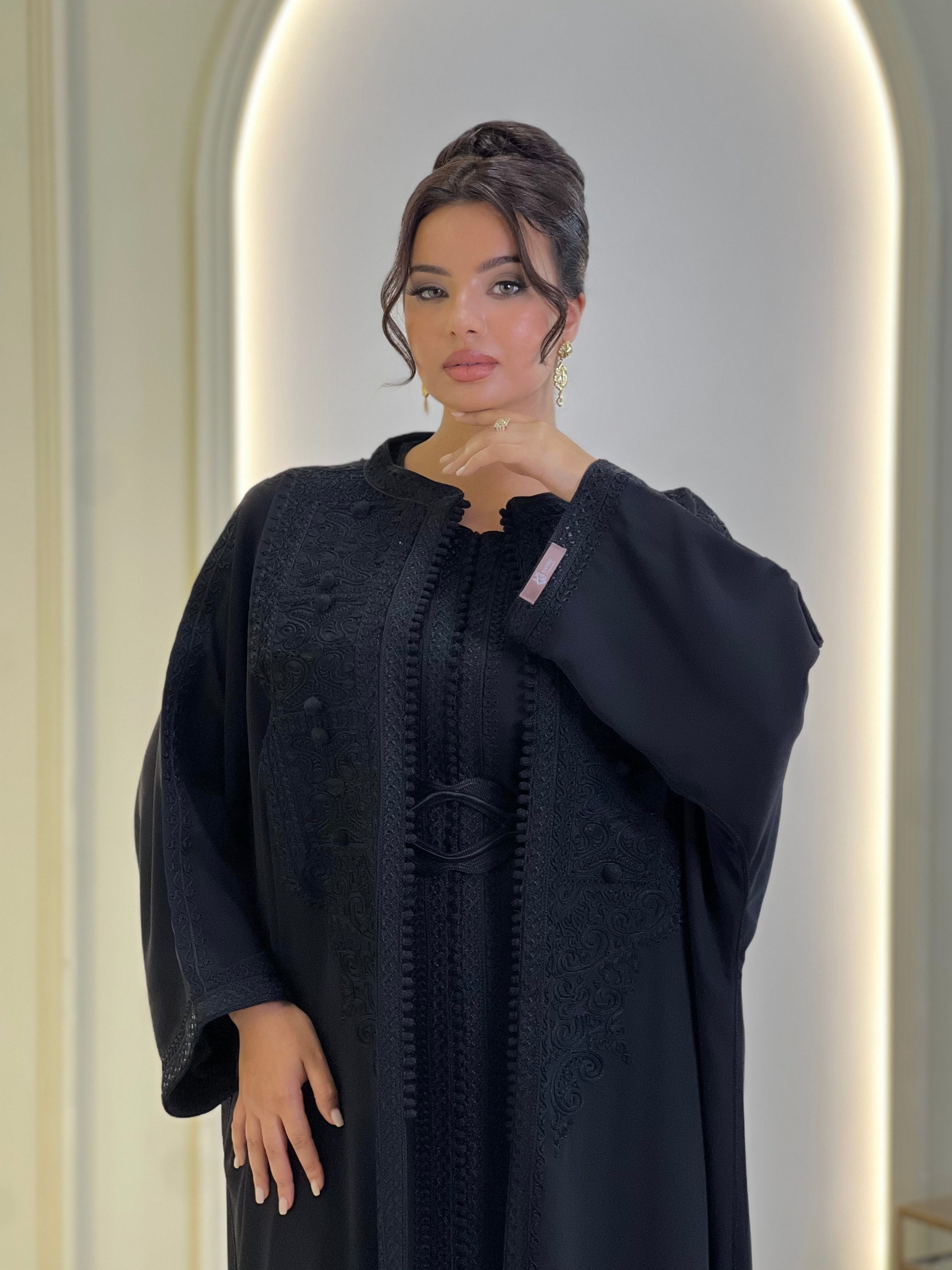 SAFIRA Black