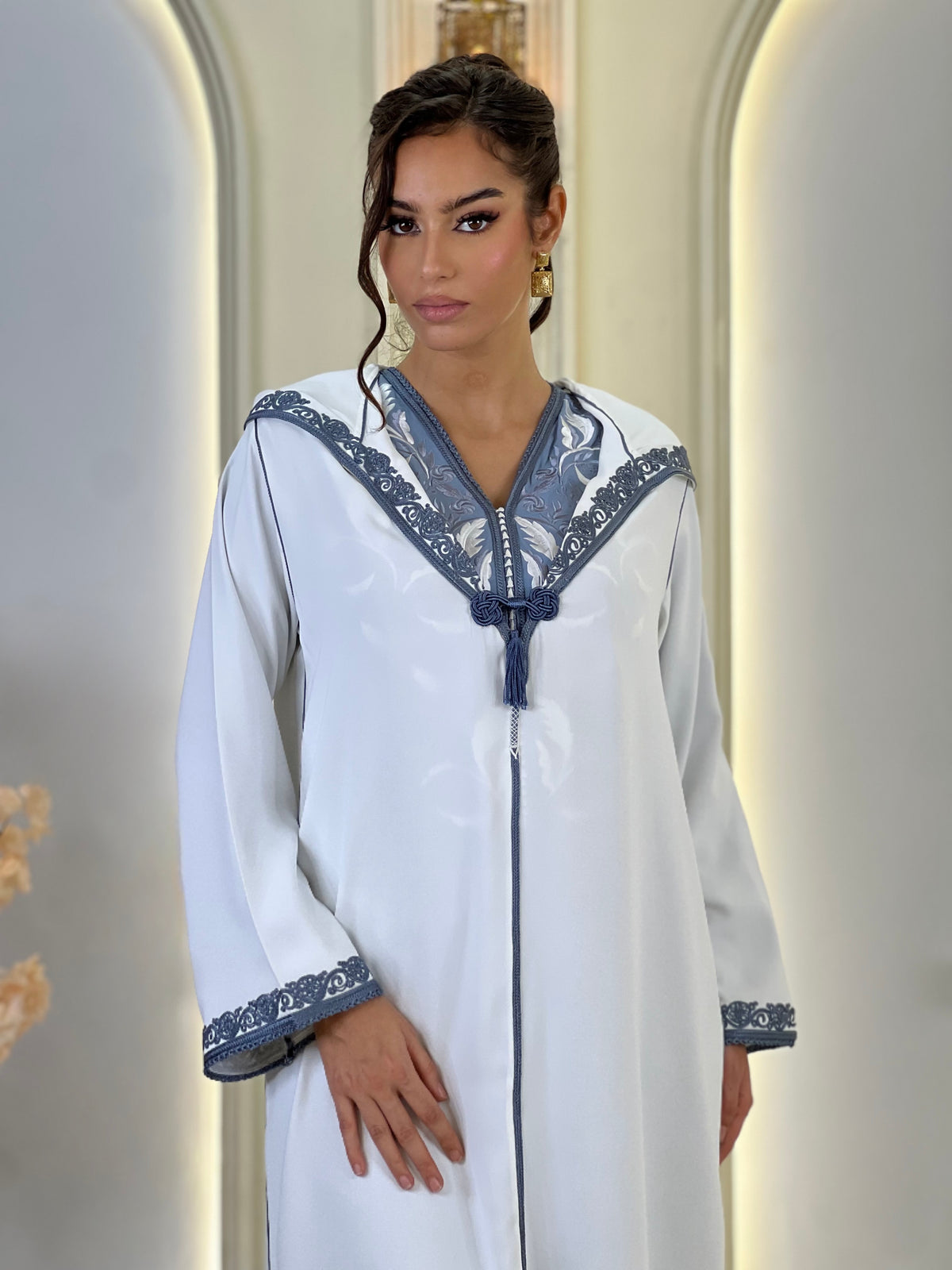 Jellaba Solivana, djellaba marocaine en crêpe – vue 14 | Kaftan Elegance
