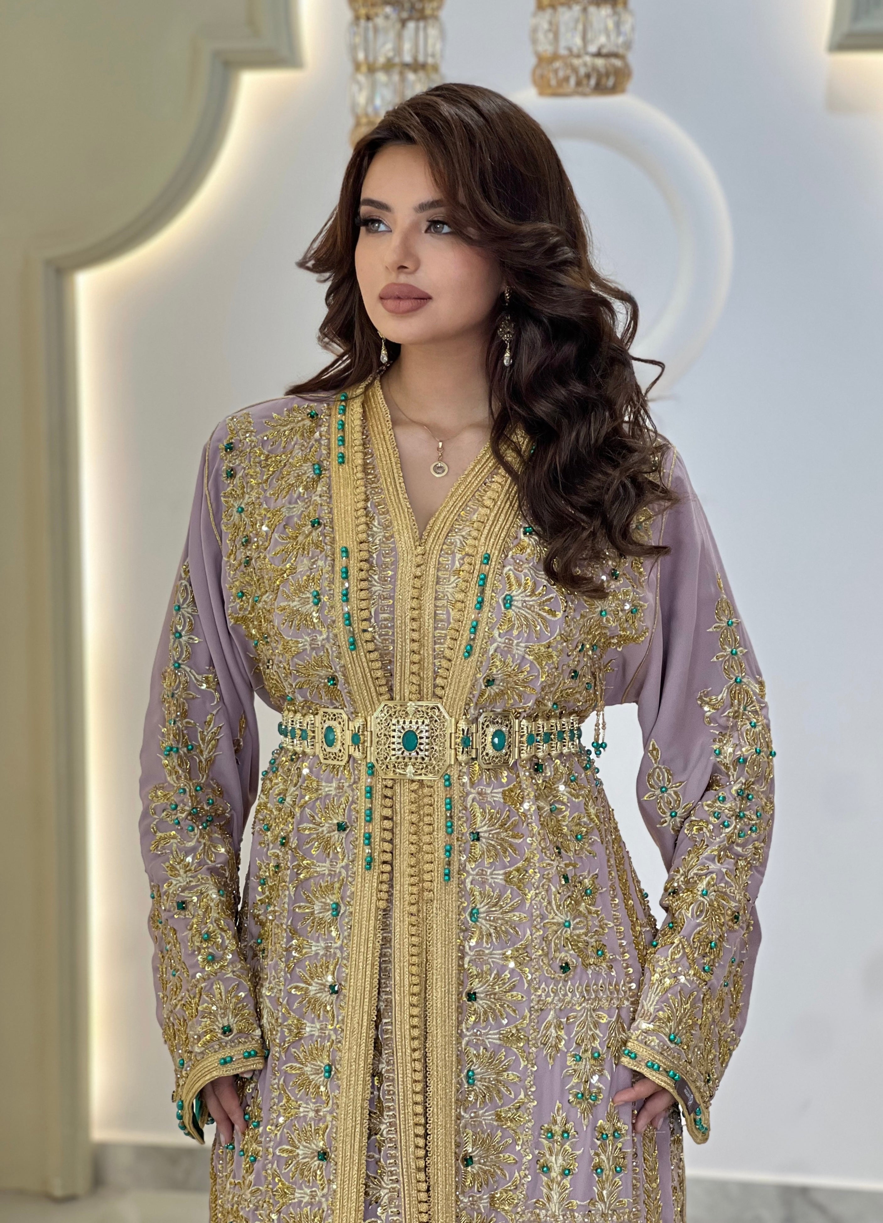 Exclusive Takchita Eloria