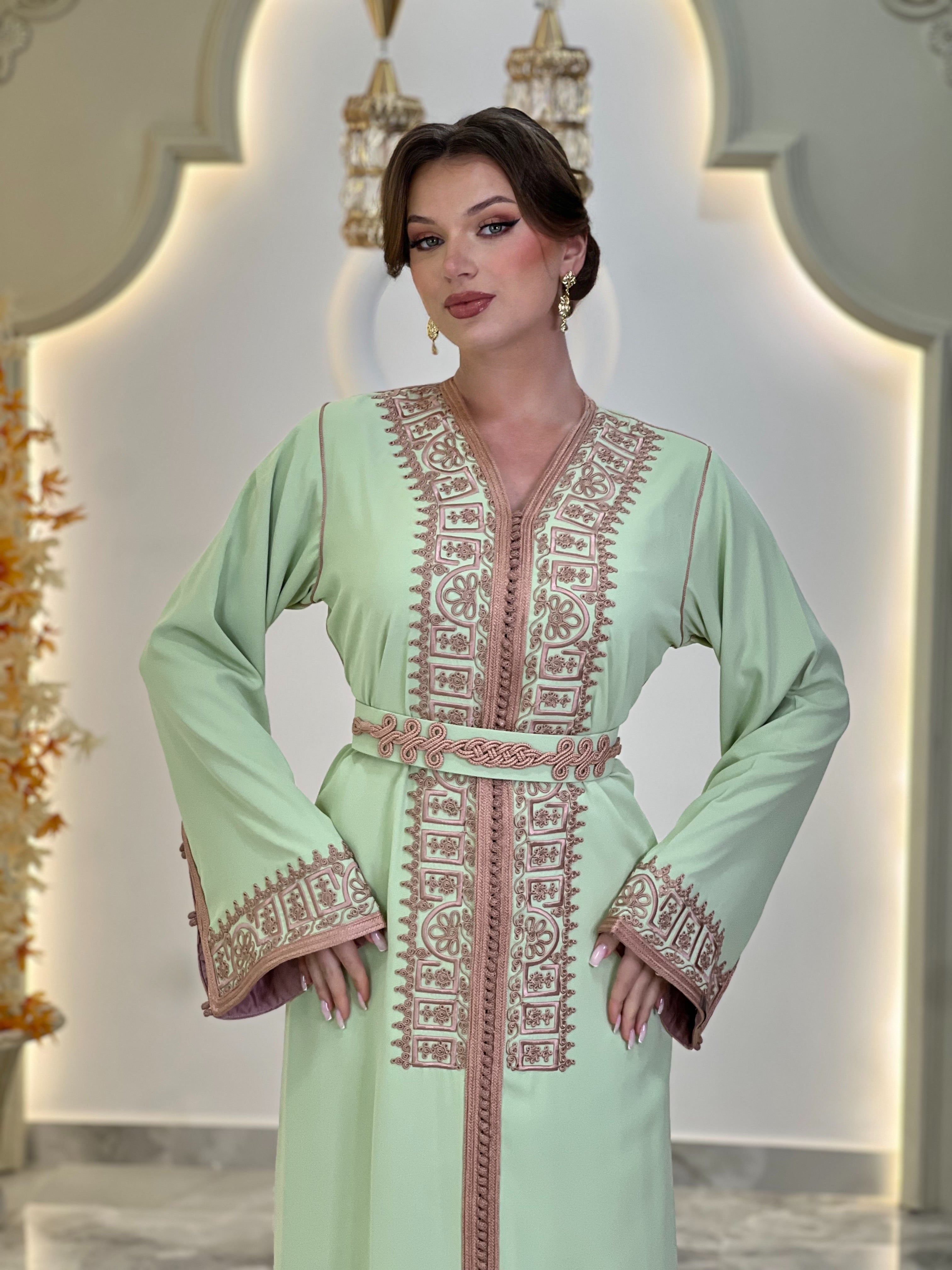 Kaftan Elara