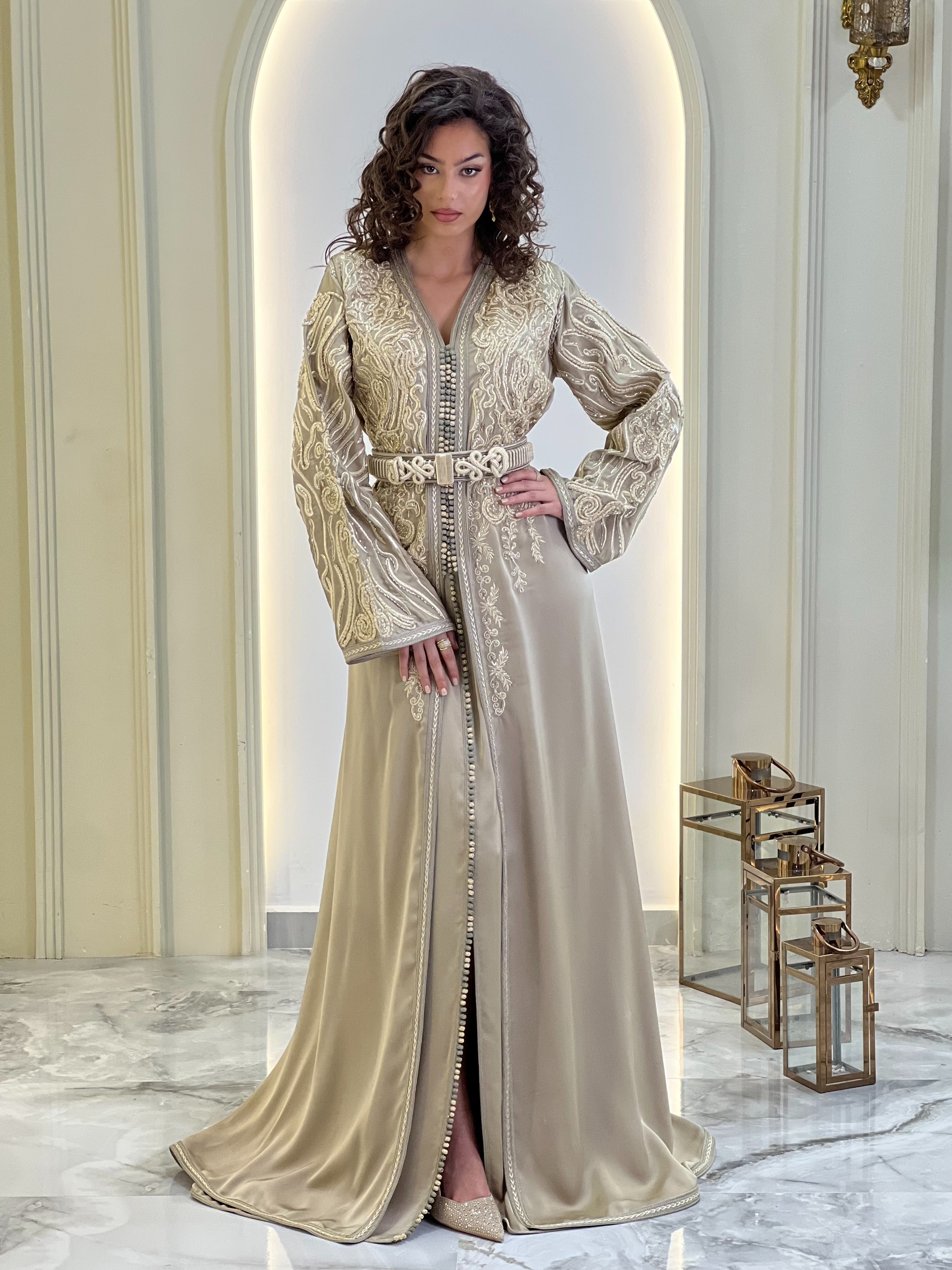 VERSAILLES GOLD TAUPE