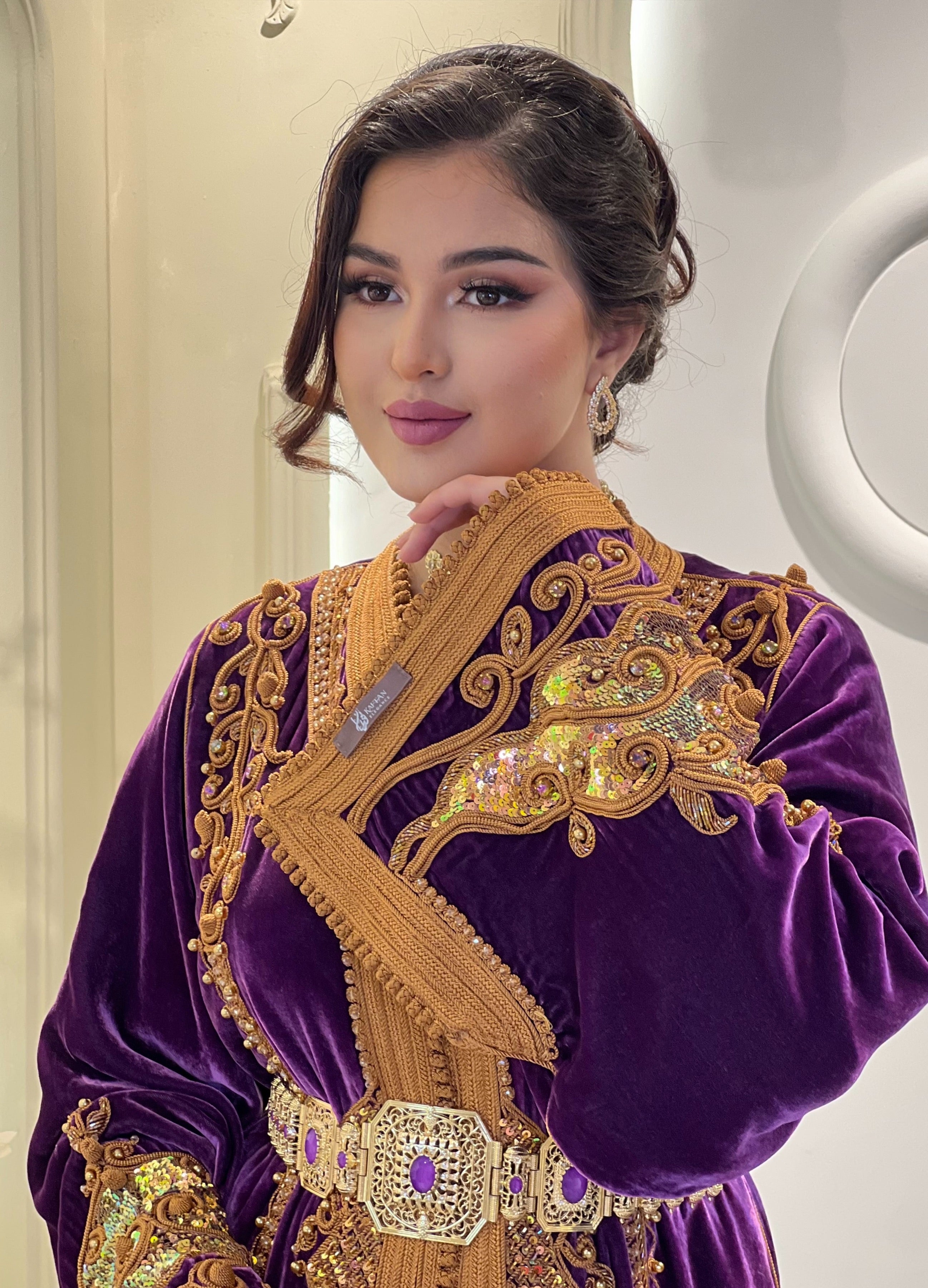 Exclusive Traditional Takchita Lara