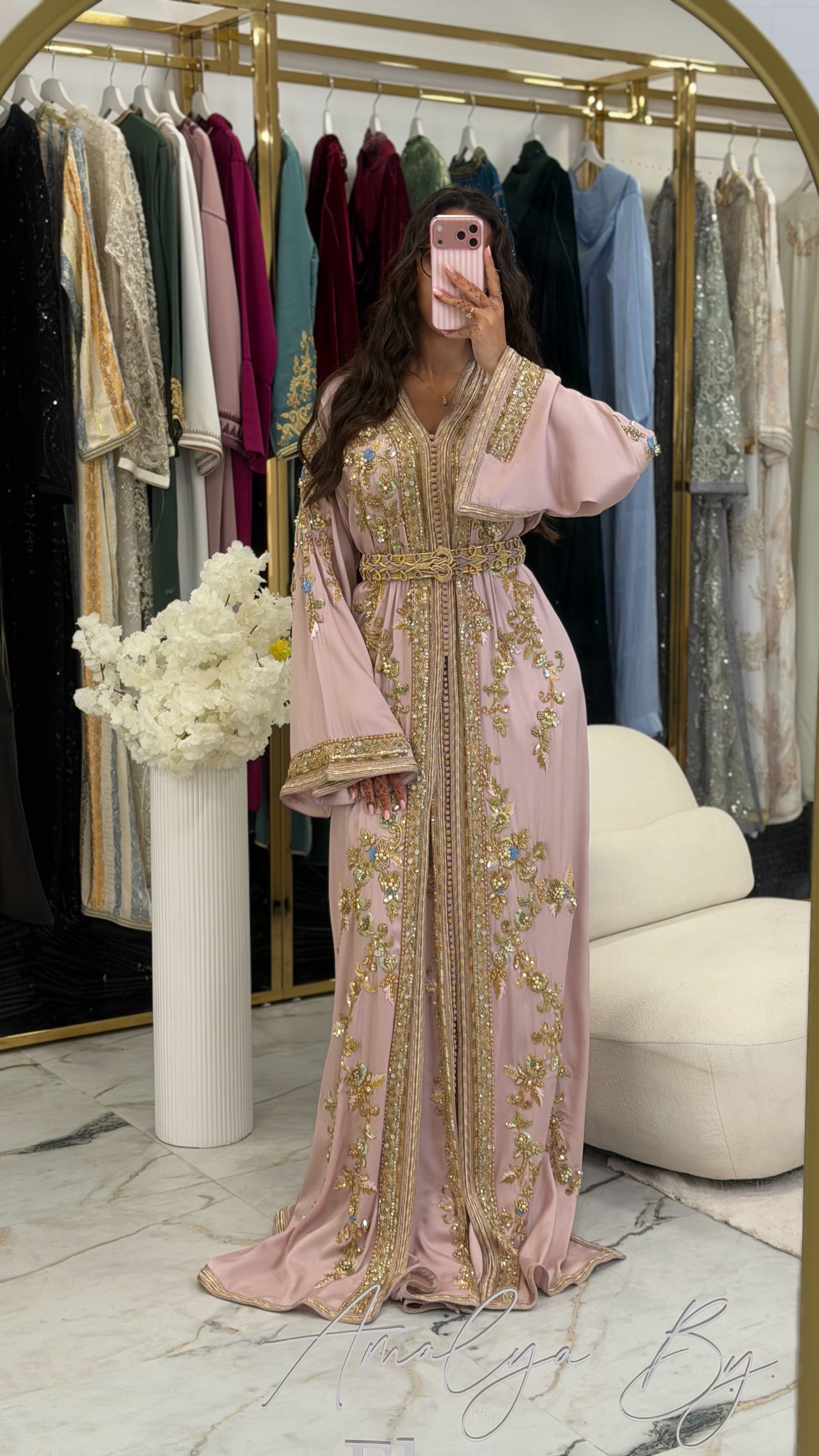 Exclusive Tekchita Imara