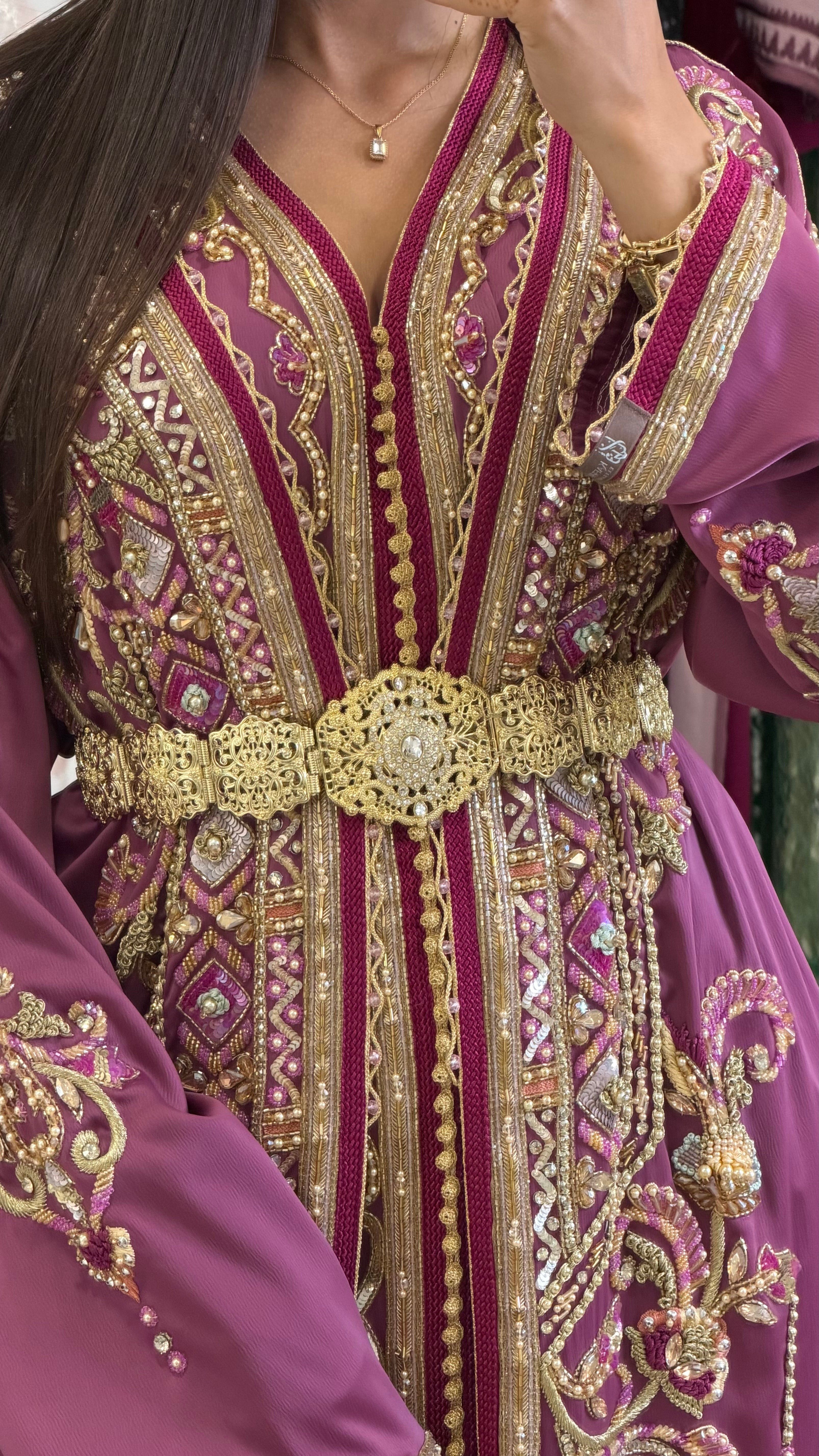 Exclusive Tekchita Diala