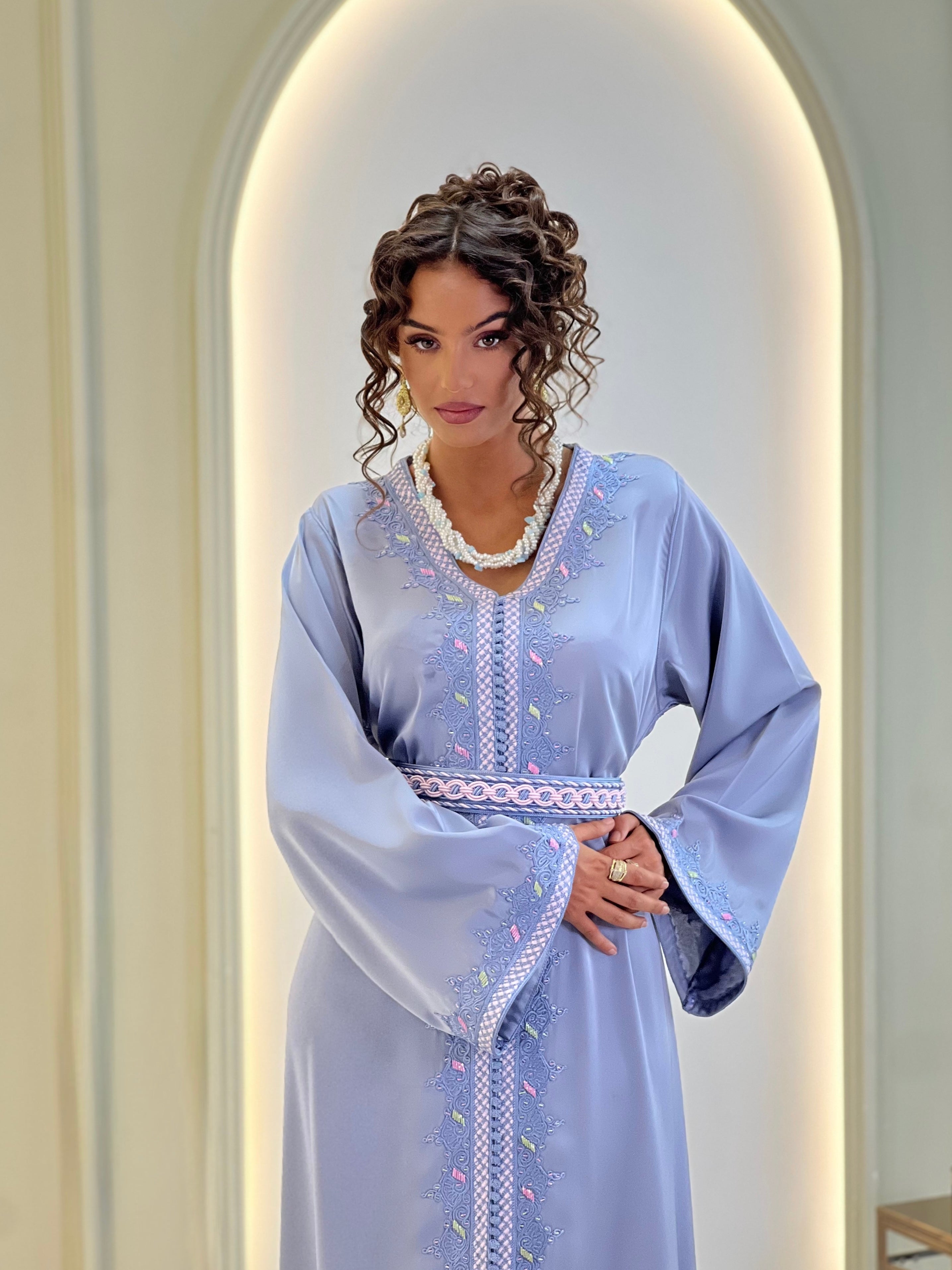 Velora light blue