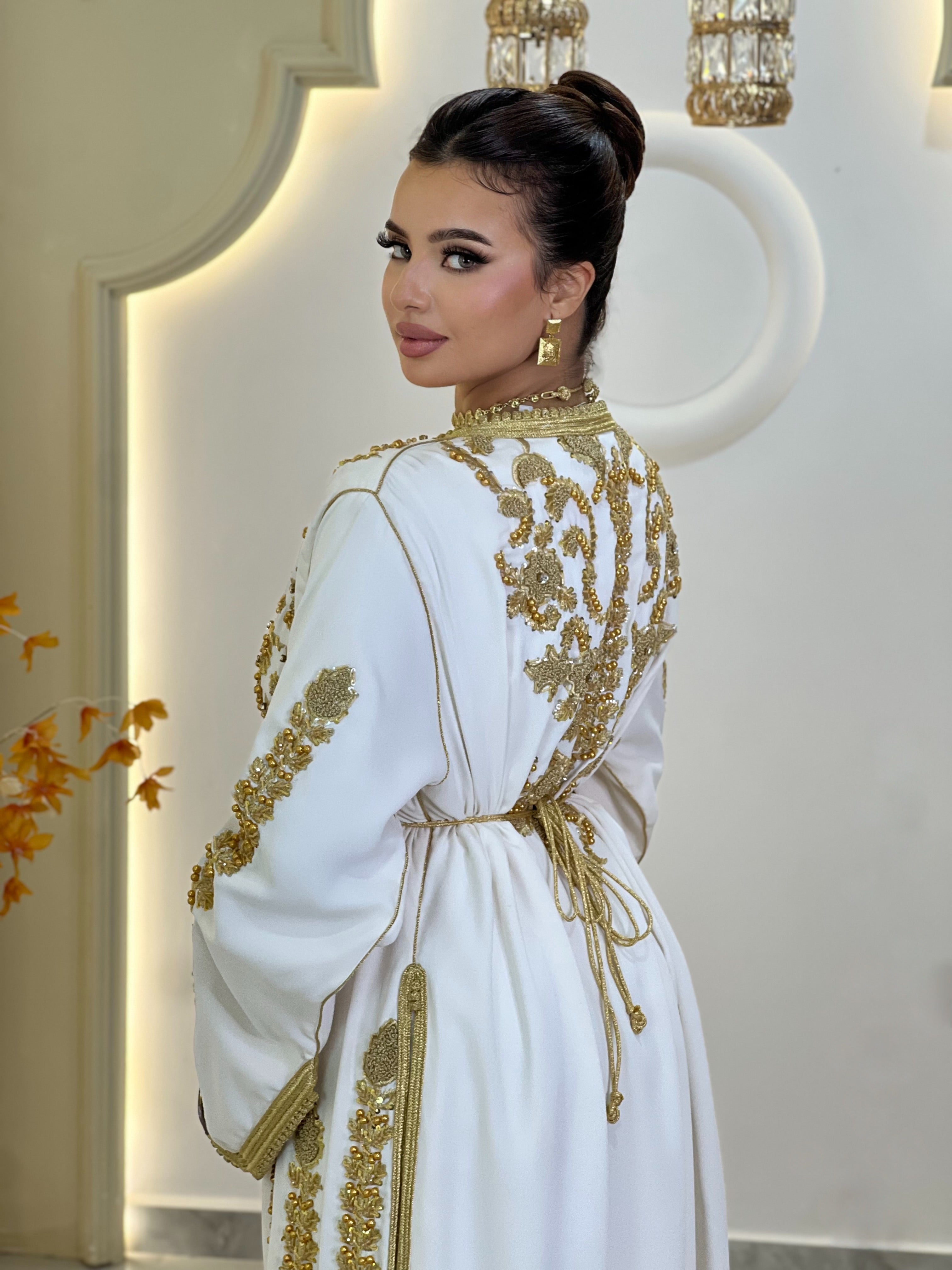 Exclusive Takchita Zahira