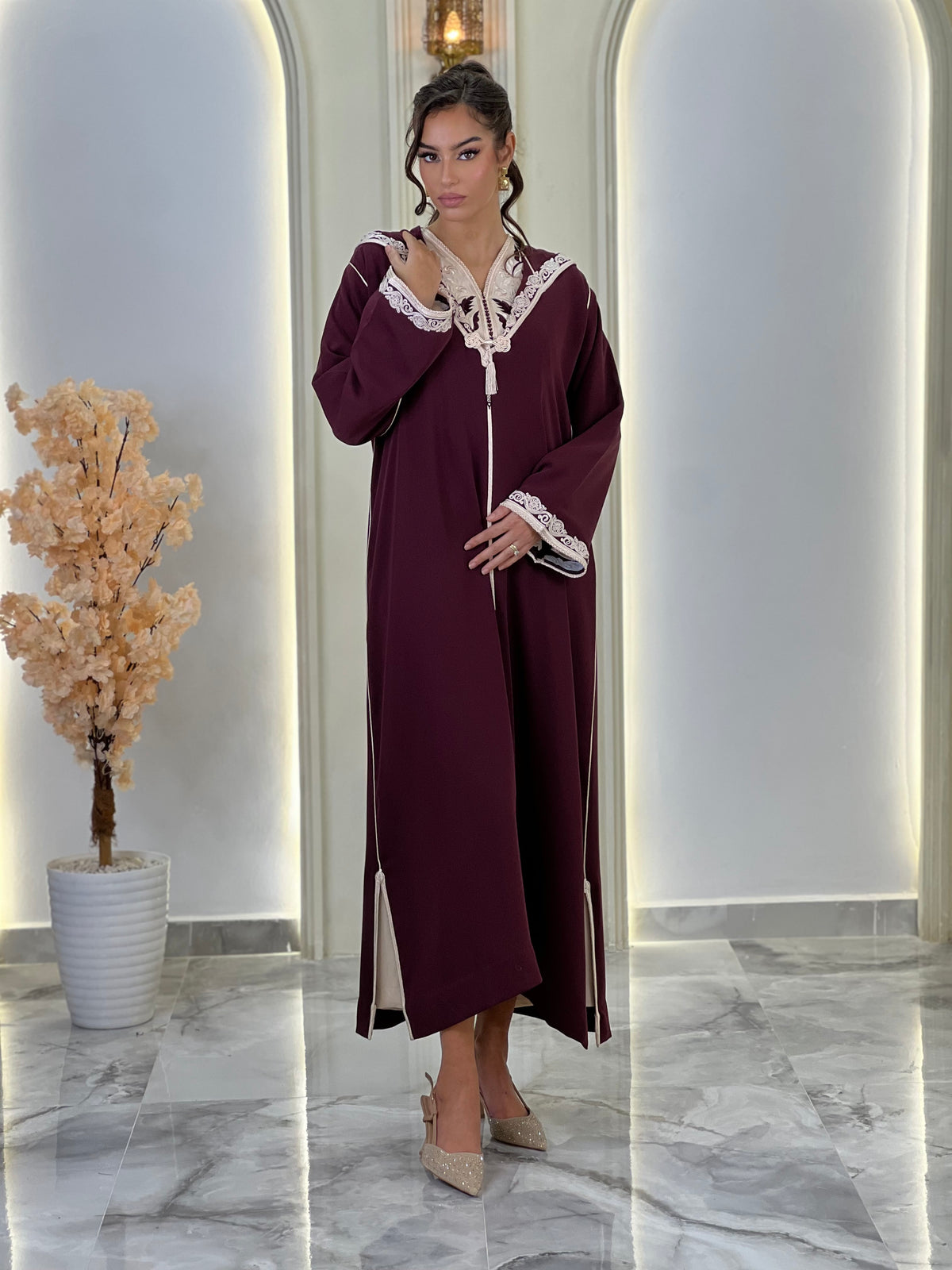 Jellaba Solivana, djellaba marocaine en crêpe – vue 9 | Kaftan Elegance