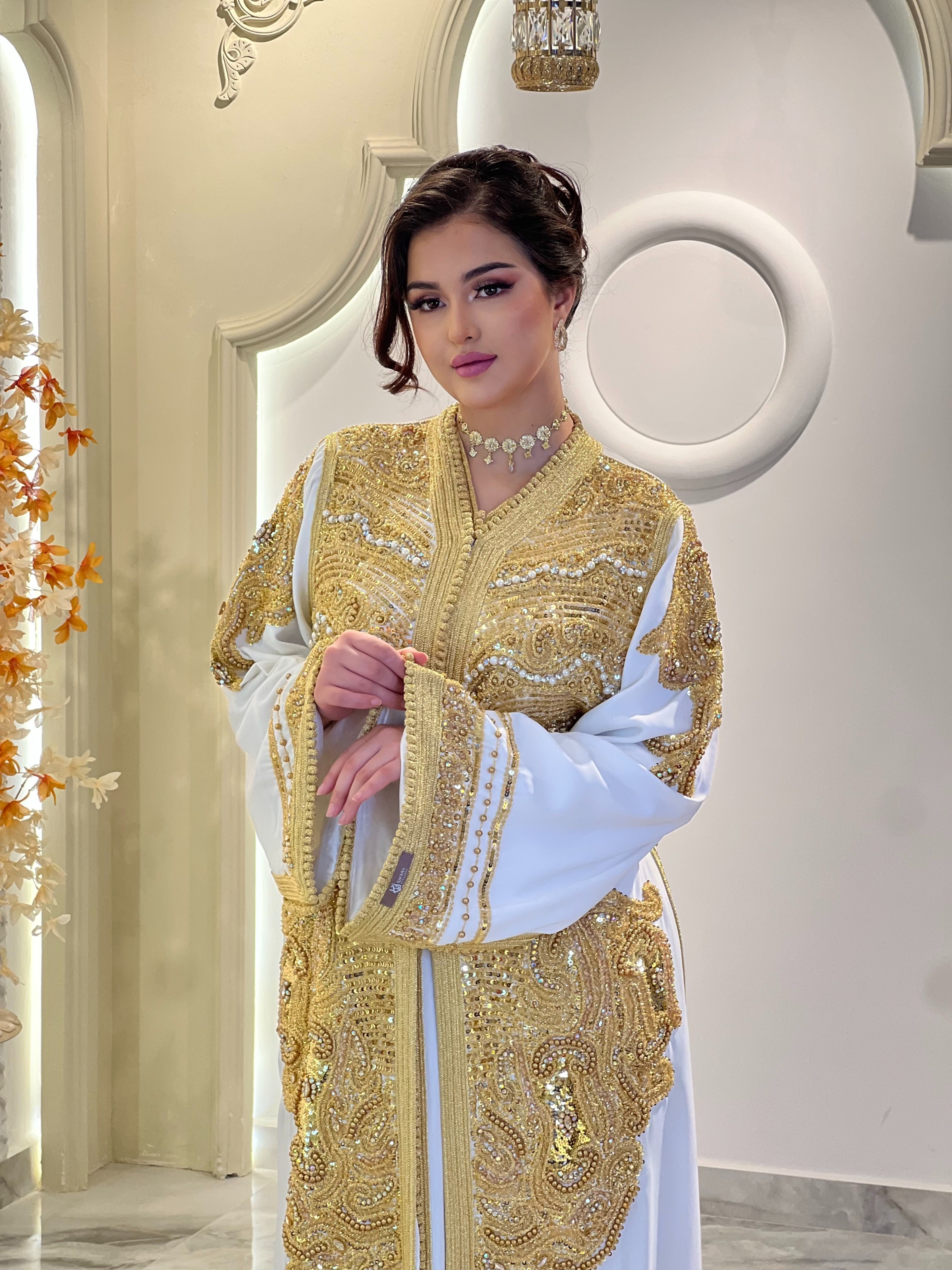 Exclusive Takchita Ana
