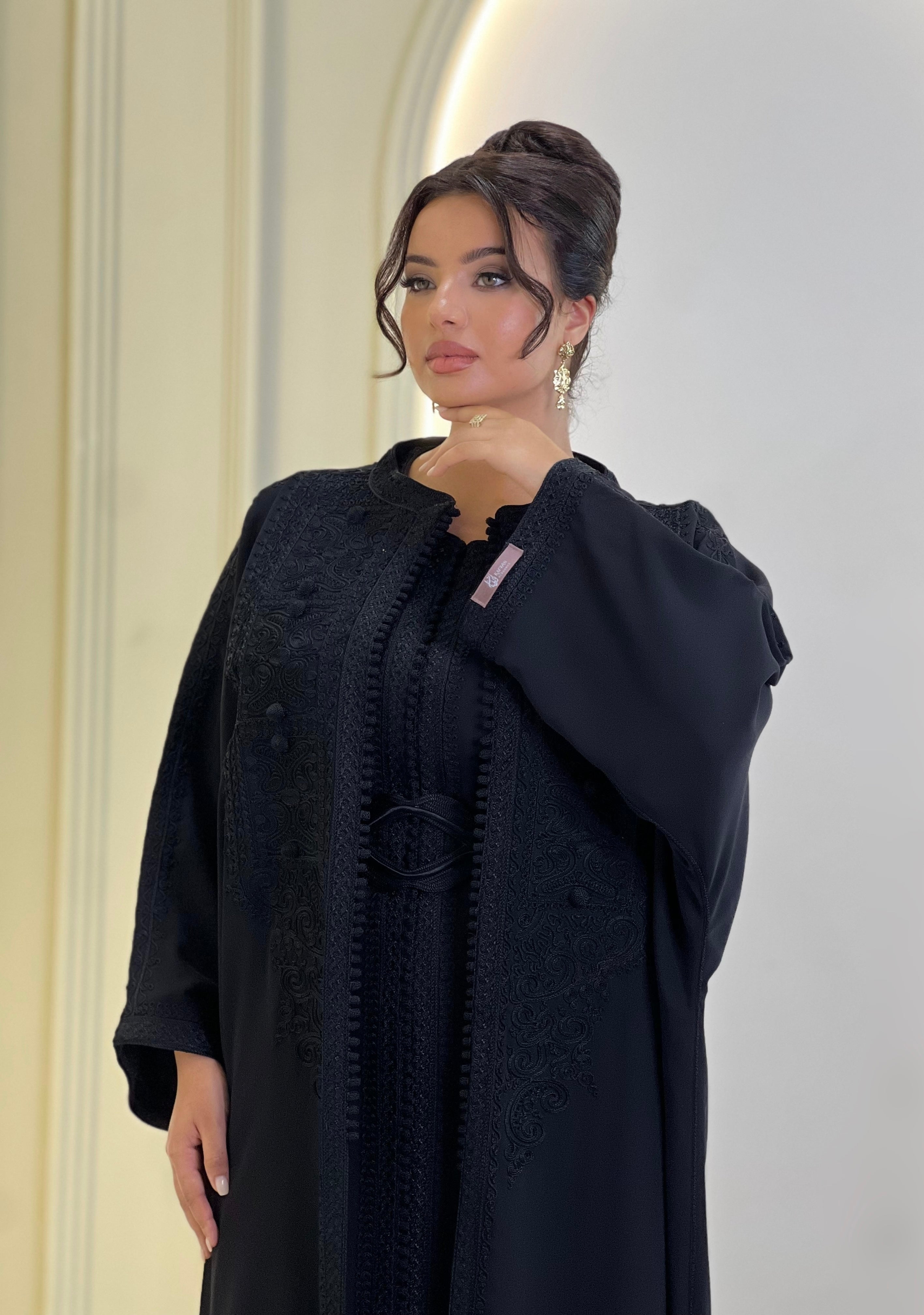 SAFIRA Black