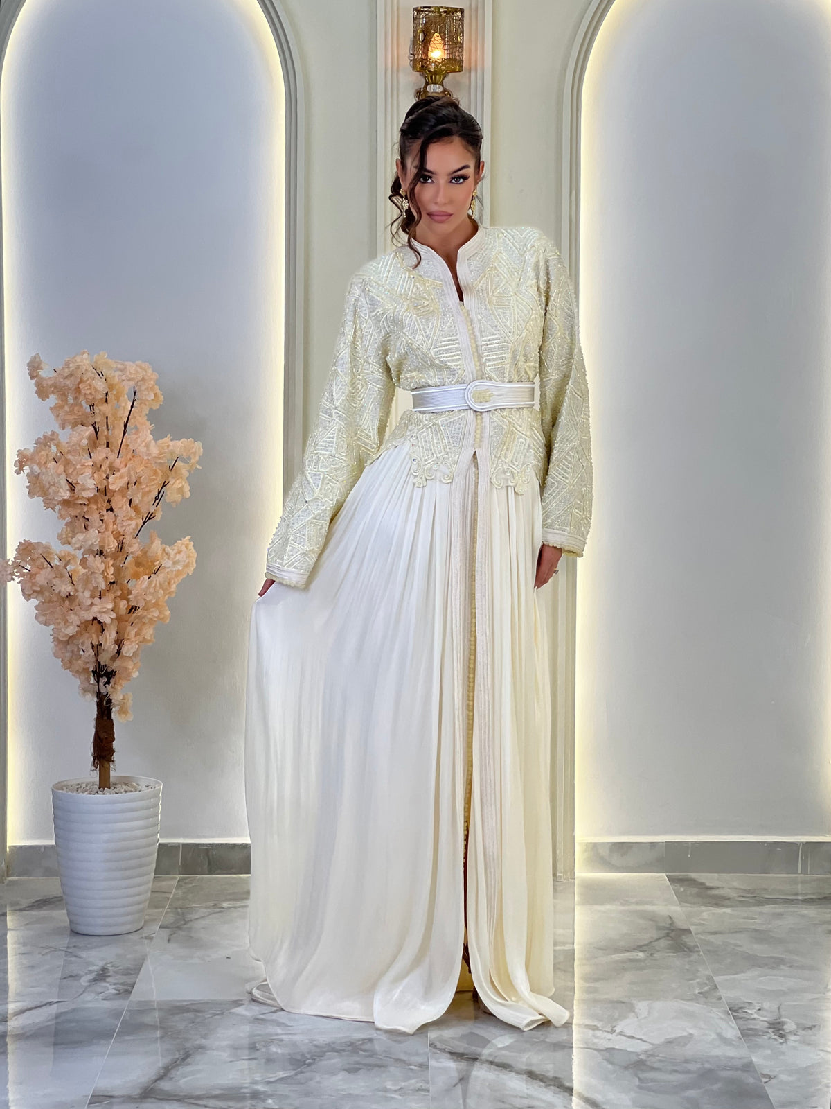 Inna Cream, lebsa marroquí de organza – vista 7 | Kaftan Elegance