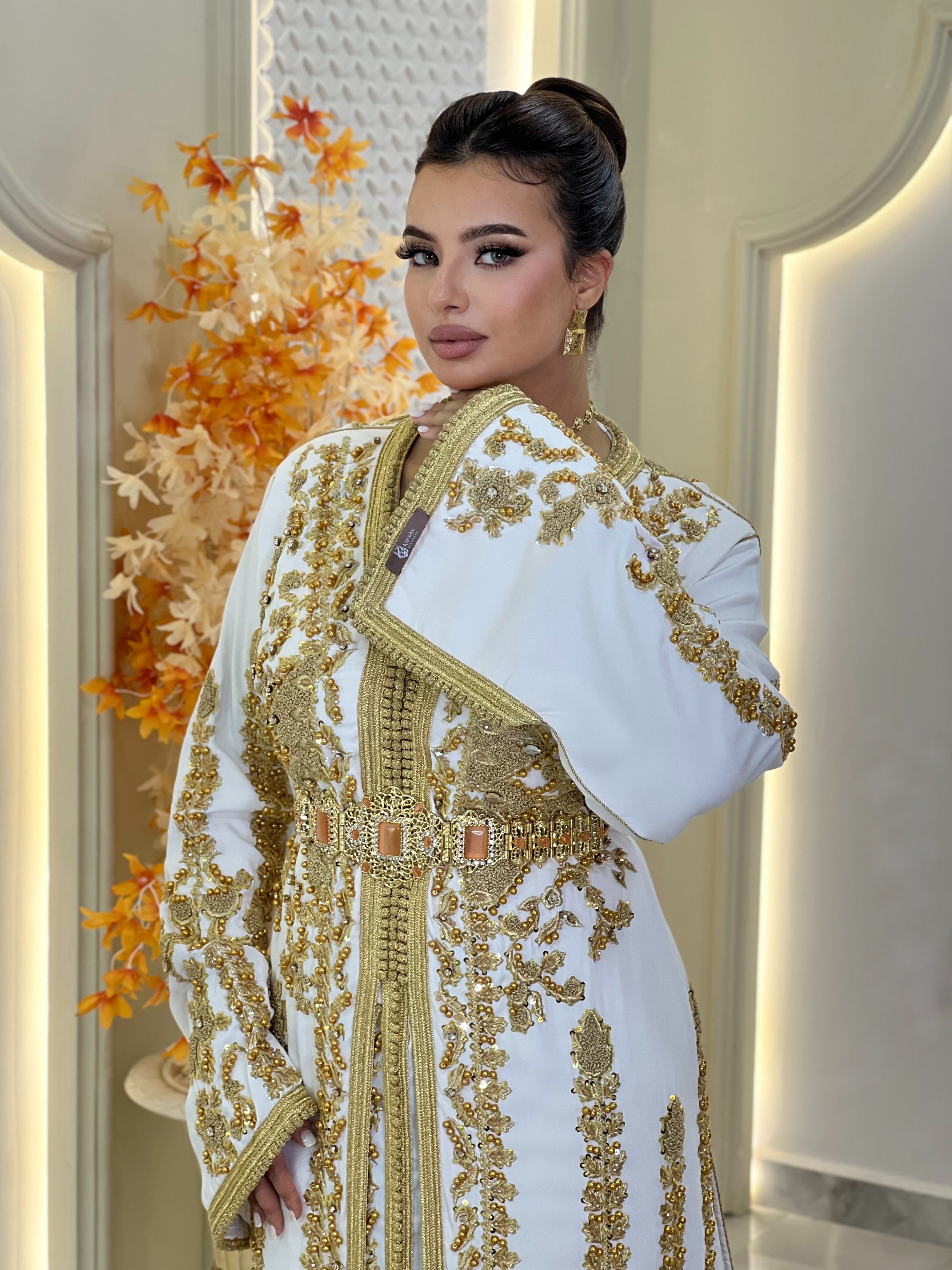 Exclusive Takchita Zahira