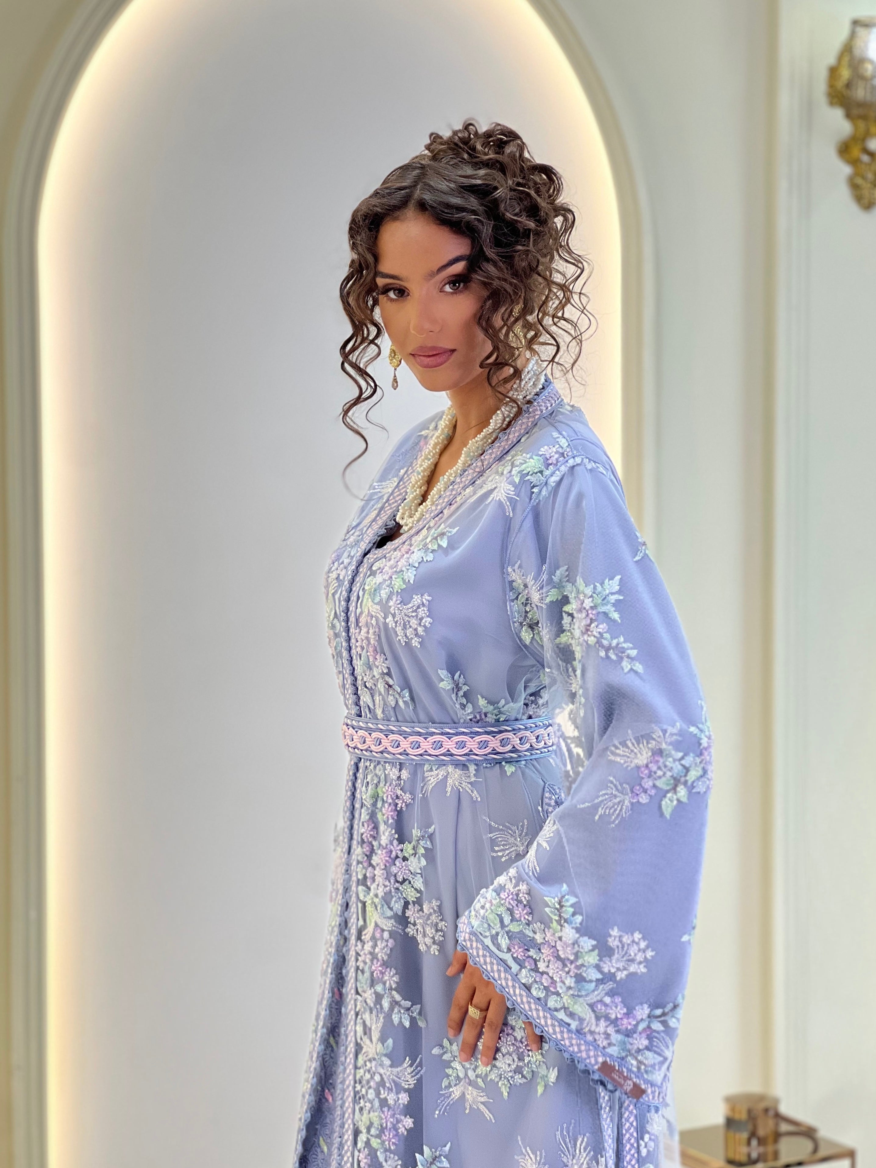 Velora light blue