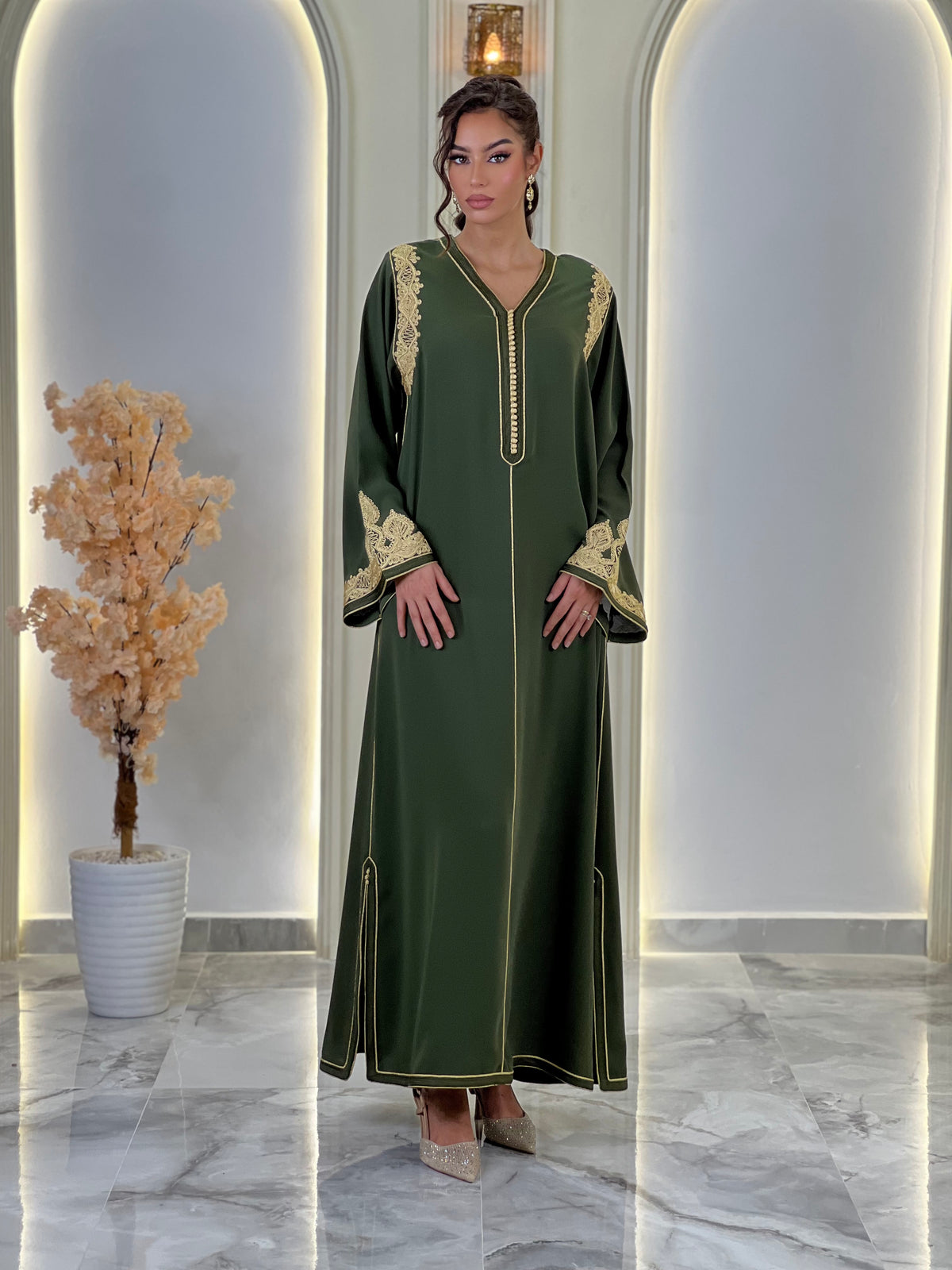 Lilia, caftan marocain – vue 17 | Kaftan Elegance