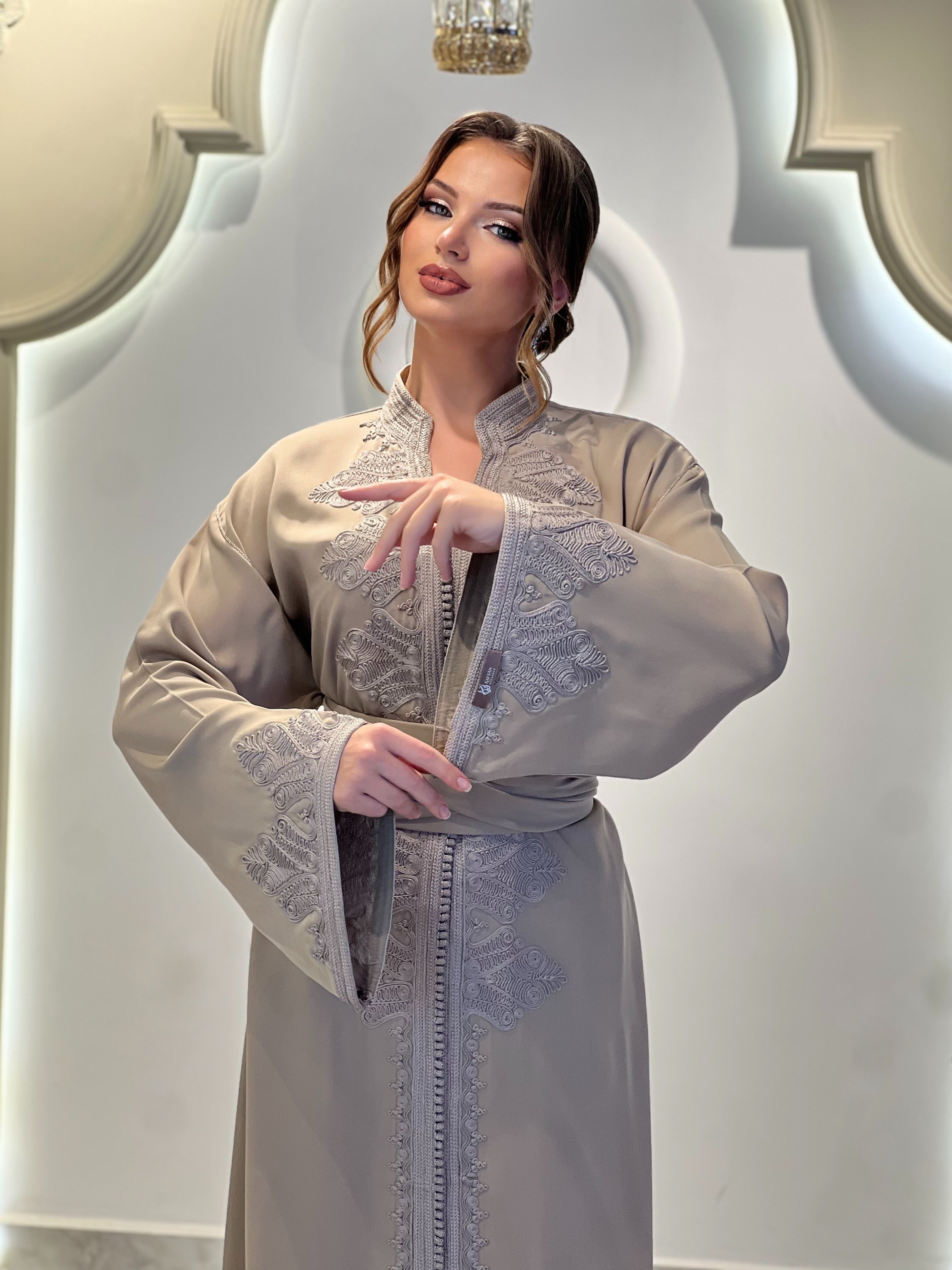 Mahrane Taupe