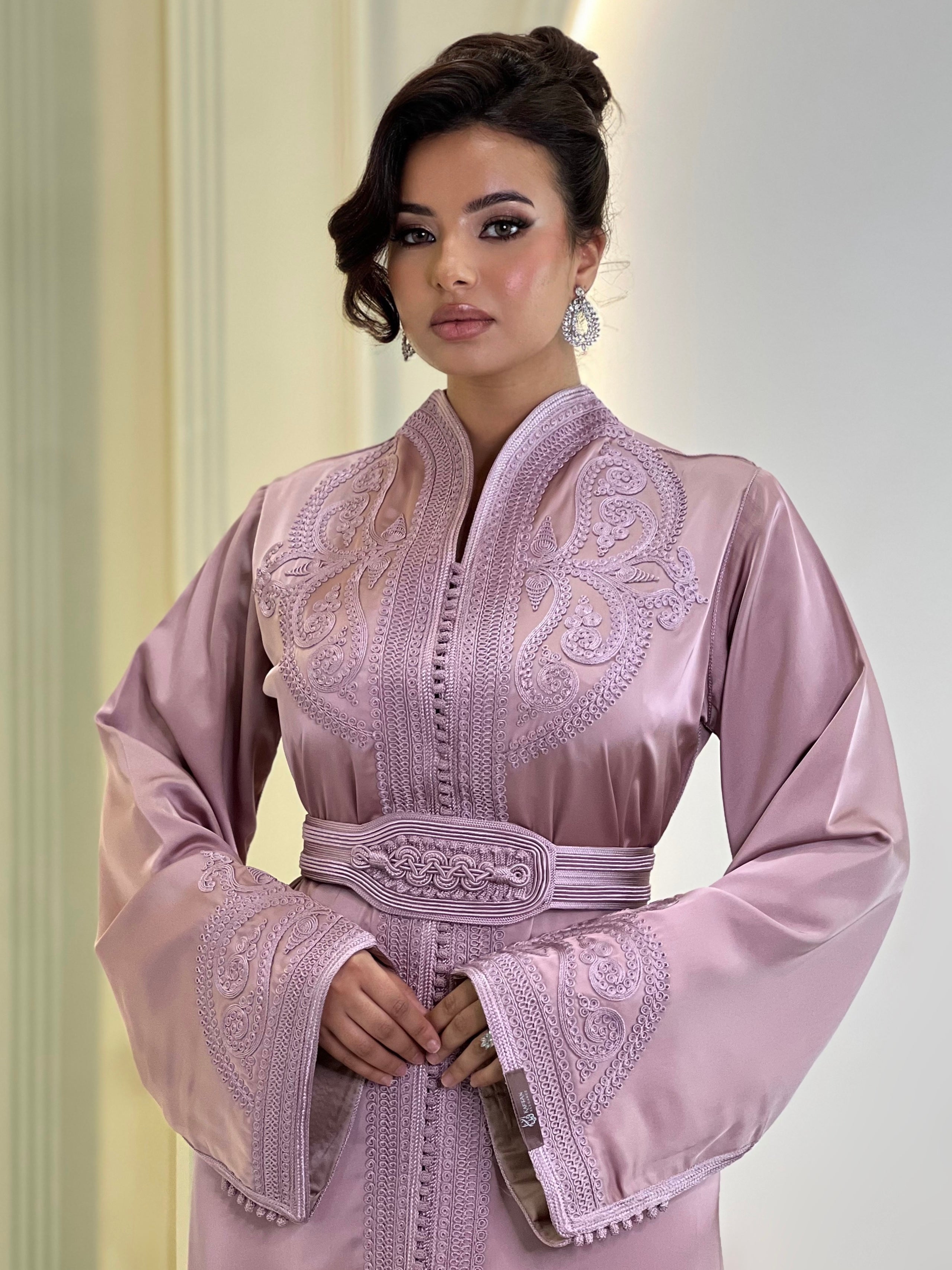 Alia Mauve