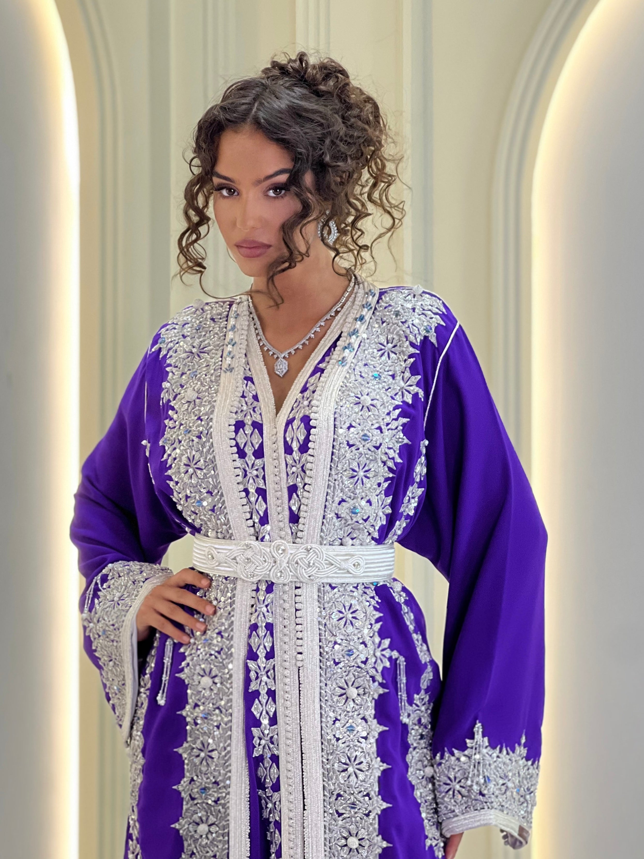Exclusive Takchita Alae