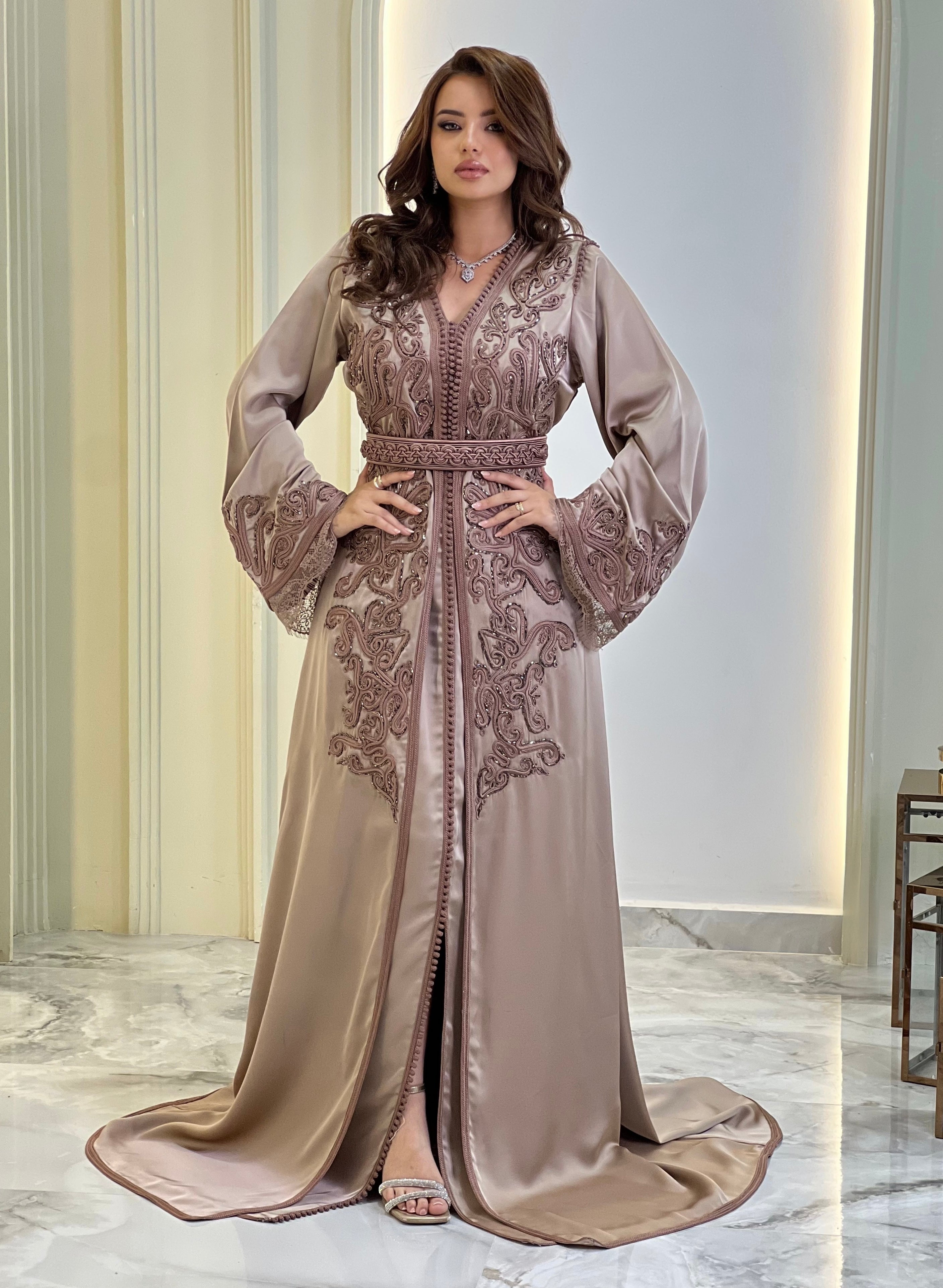 RIMAS TAUPE