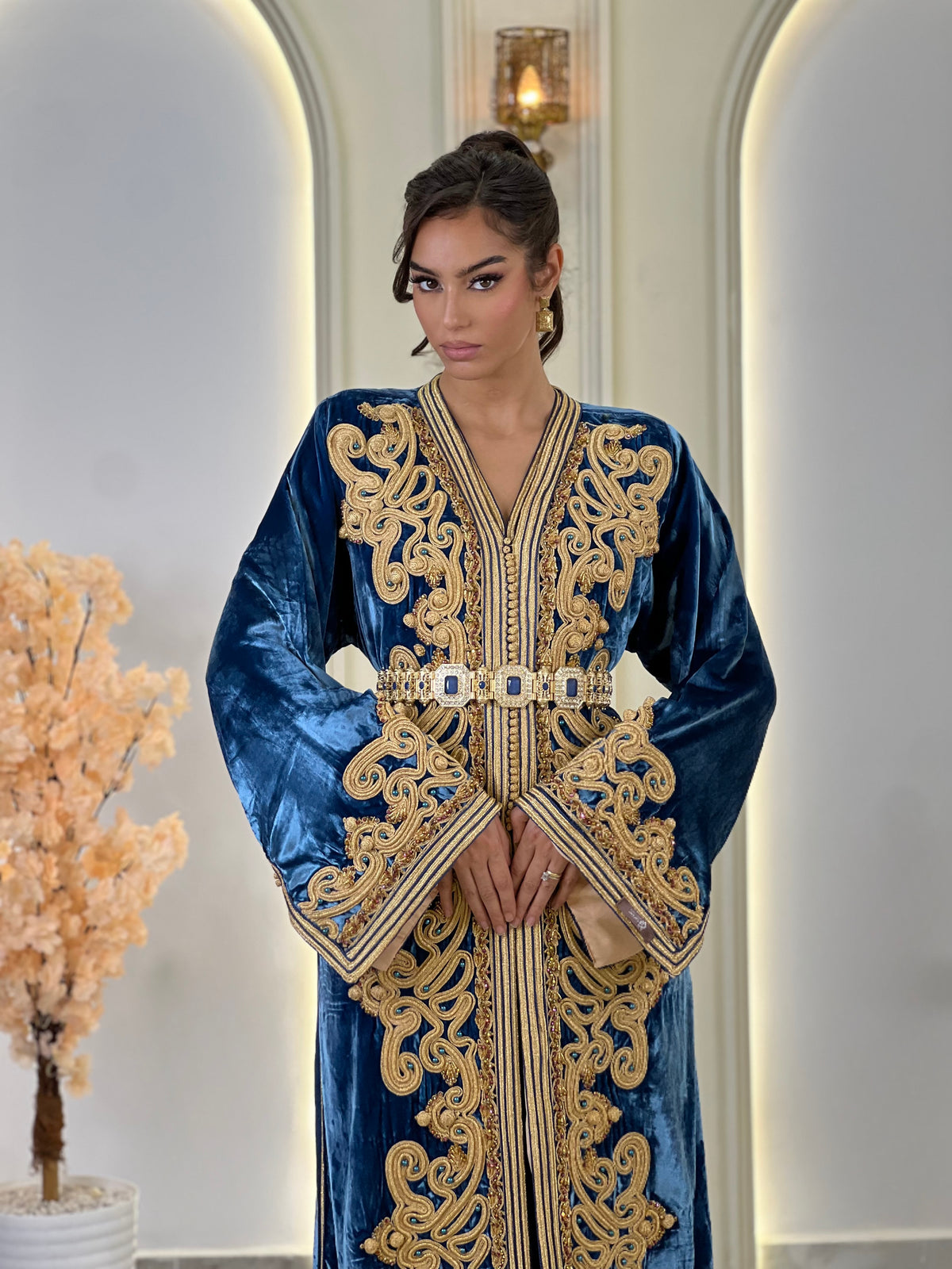 Veloria, lebsa marroquí de terciopelo – vista 7 | Kaftan Elegance