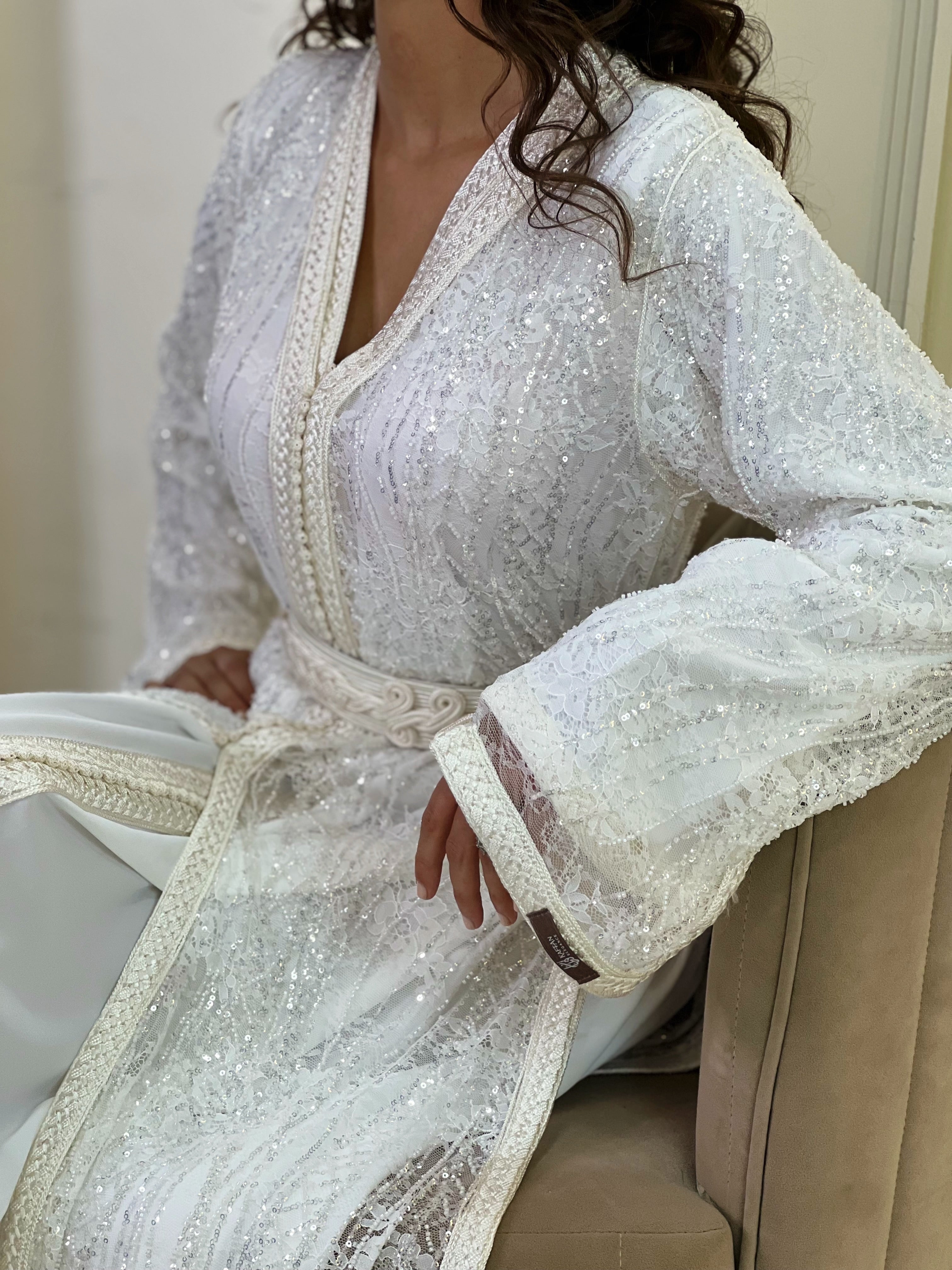 Élya White