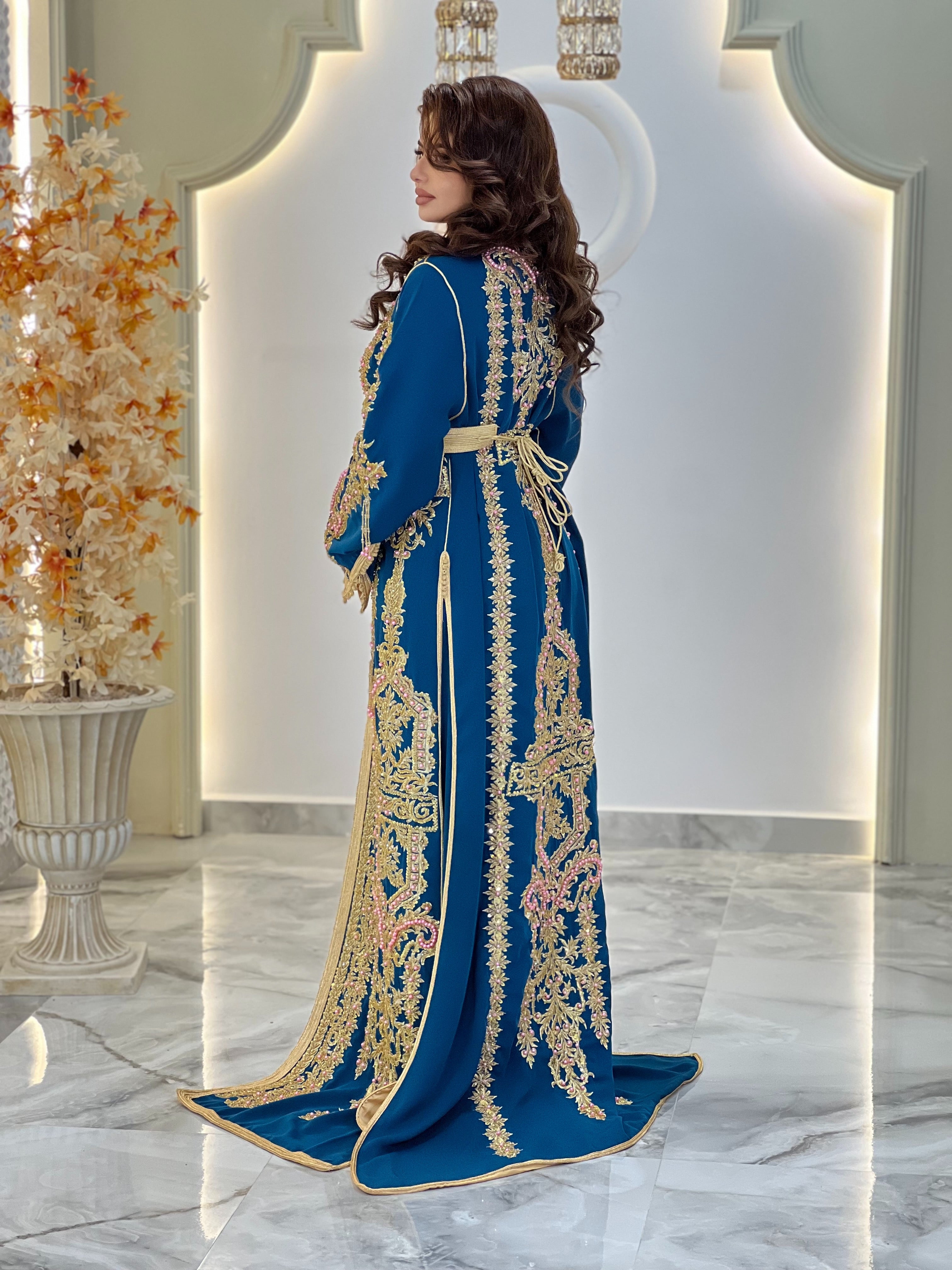 Exclusive Takchita Althea