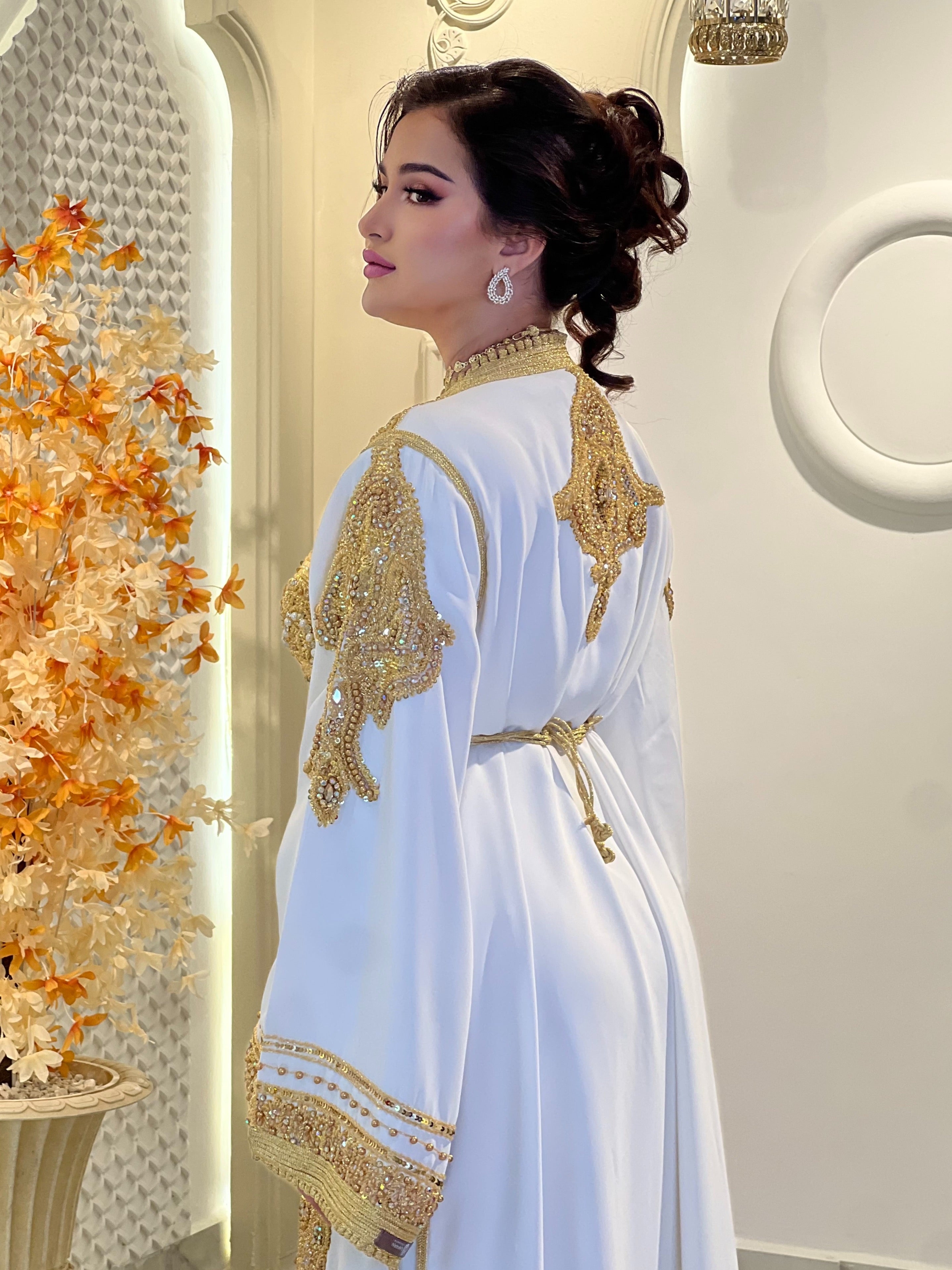 Exclusive Takchita Ana
