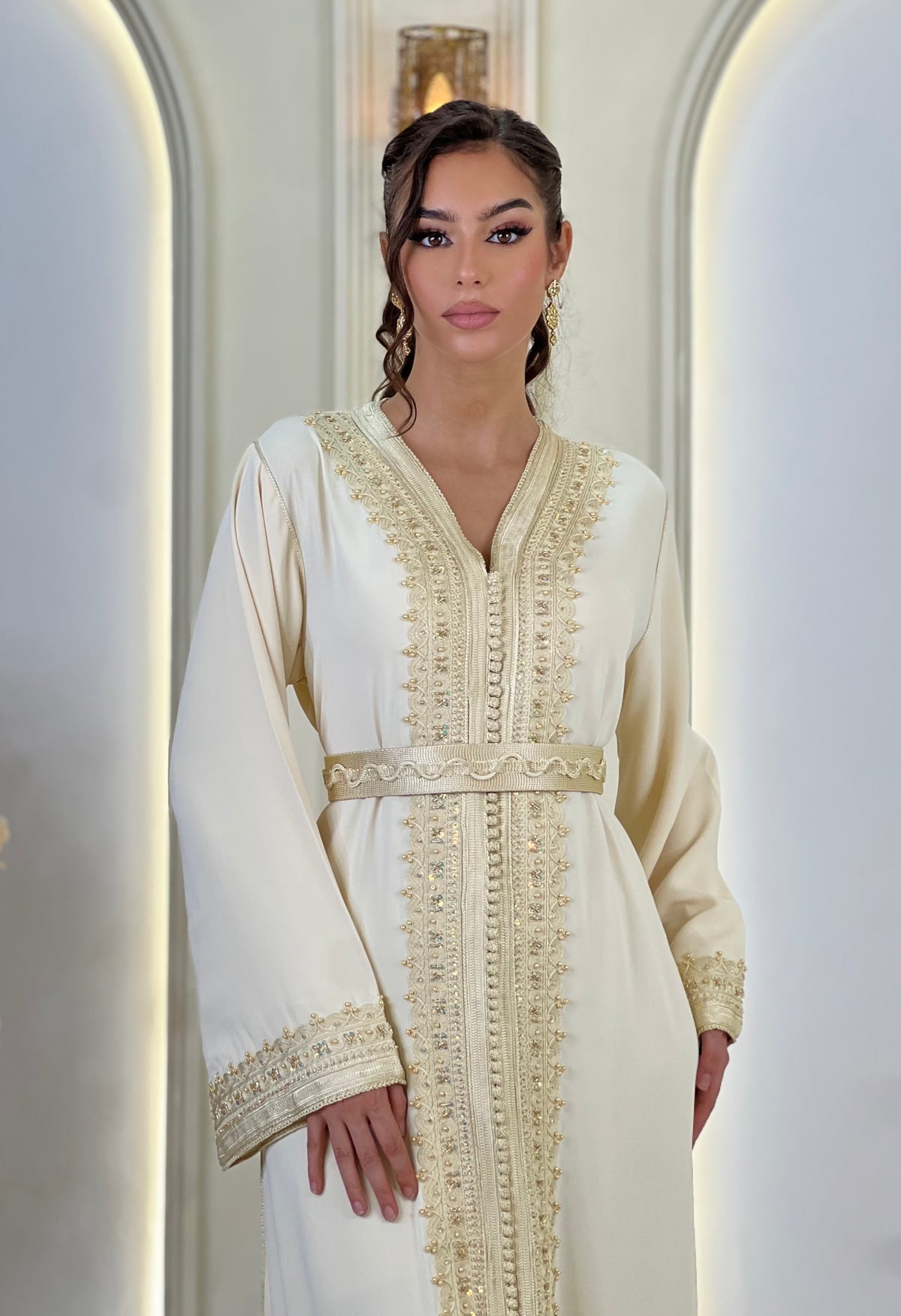 Kaftan Afnan, caftán marroquí de crepé – vista 9 | Kaftan Elegance