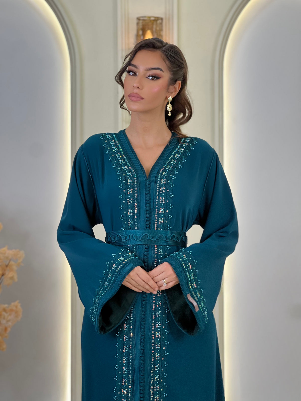Kaftan Afnan, caftán marroquí de crepé – vista 2 | Kaftan Elegance