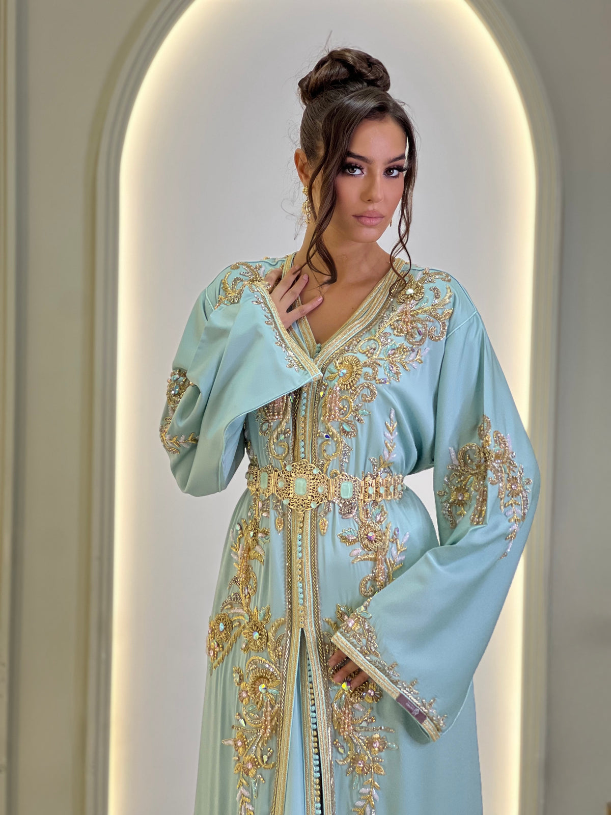 Exclusive Takchita Lilah