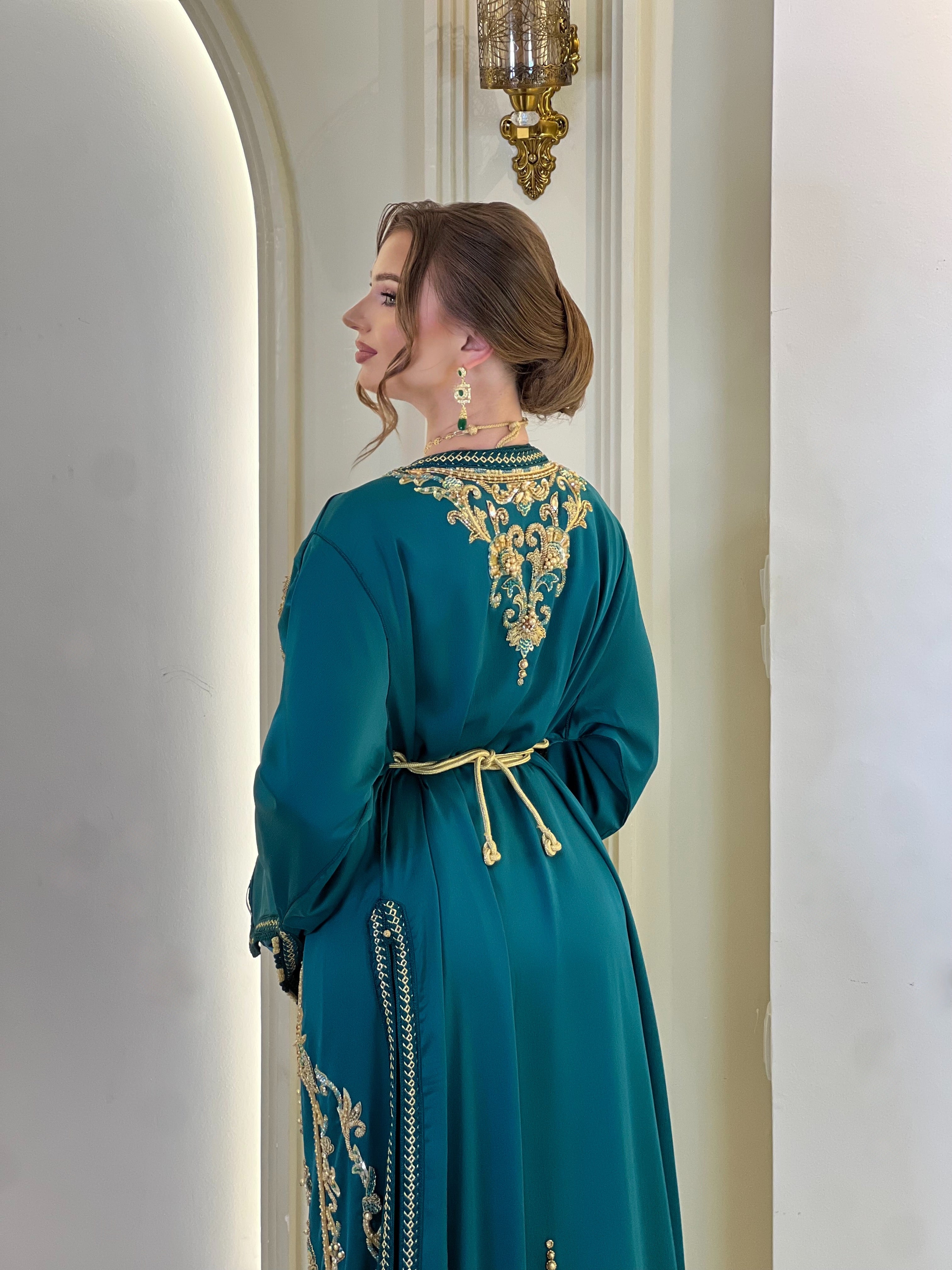 Exclusive Takchita Lamis