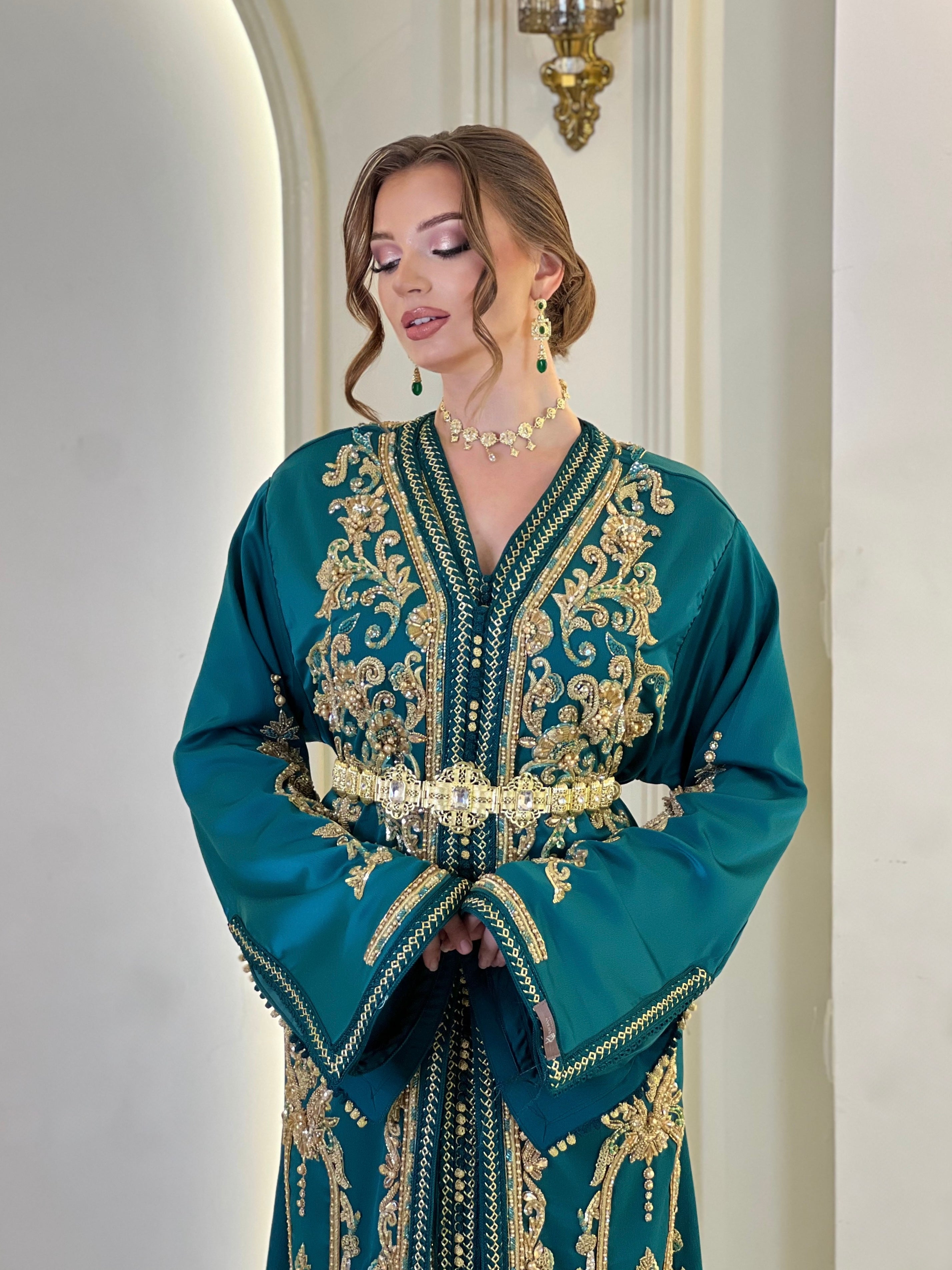 Exclusive Takchita Lamis