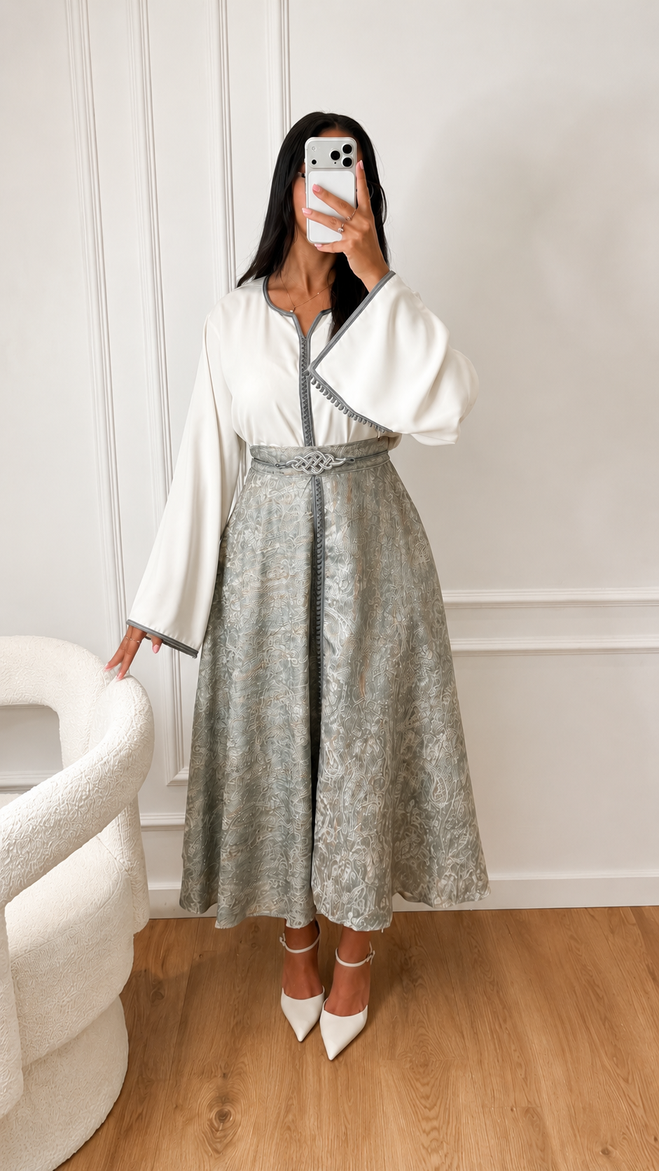 Luna Brocade